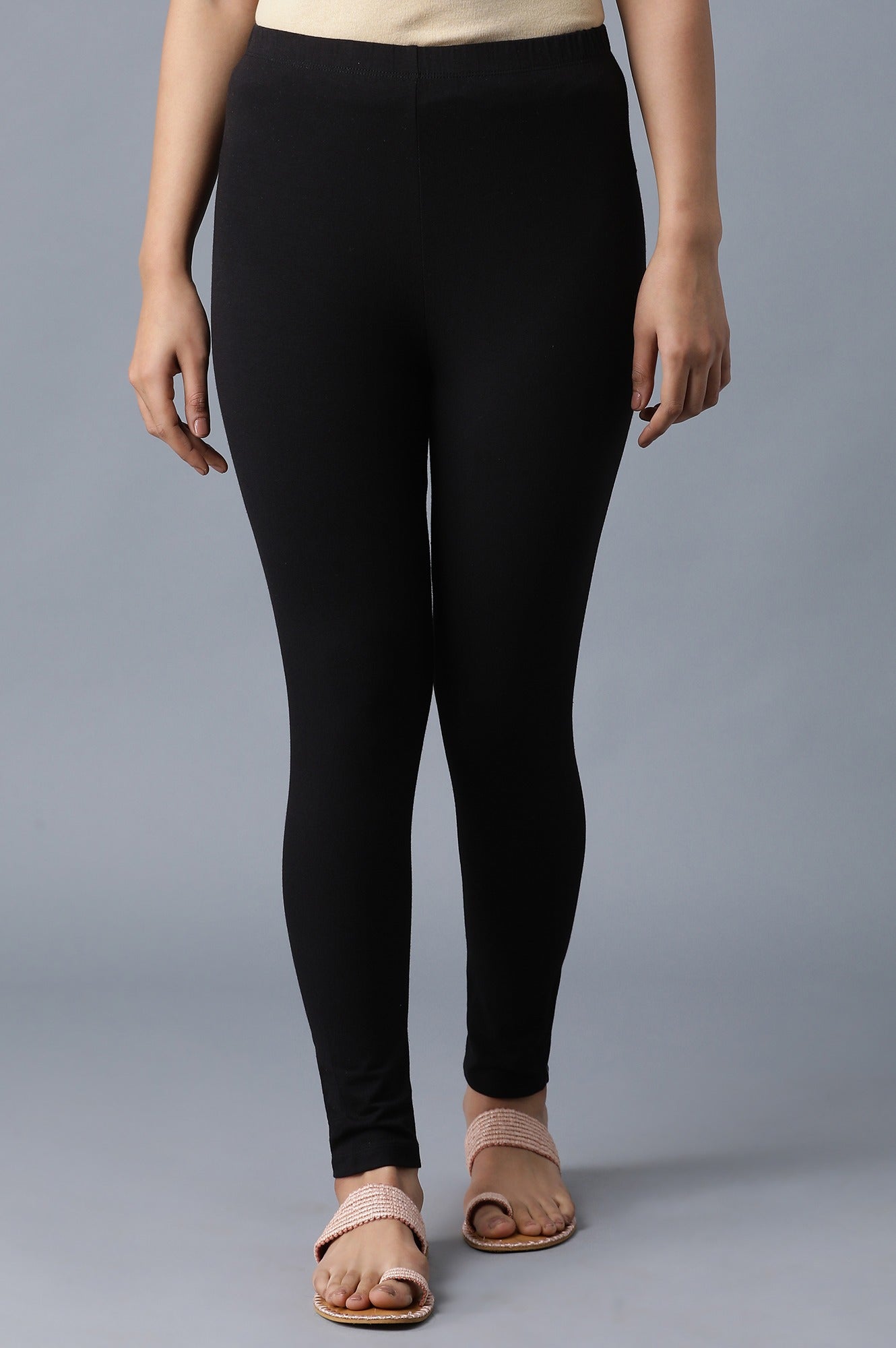 Black Solid Skinny Fit Cotton Tights With Elasticated Waistband