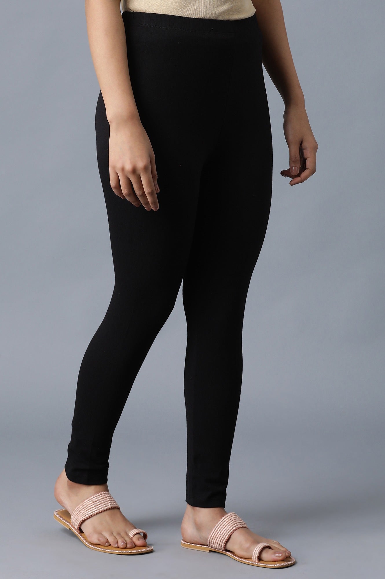 Black Solid Skinny Fit Cotton Tights With Elasticated Waistband