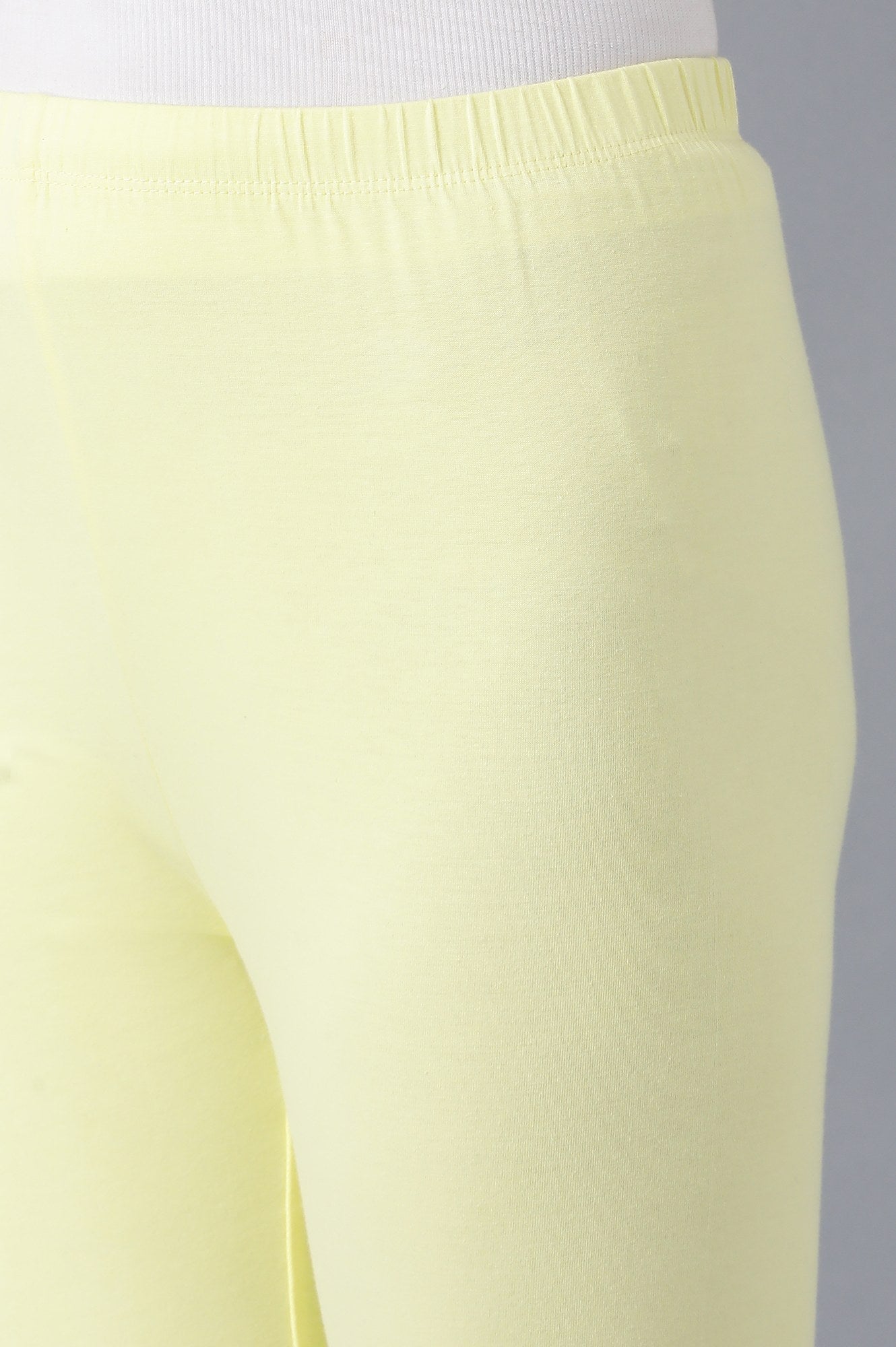 Yellow Solid Skinny Fit Cotton Tights With Elasticated Waistband