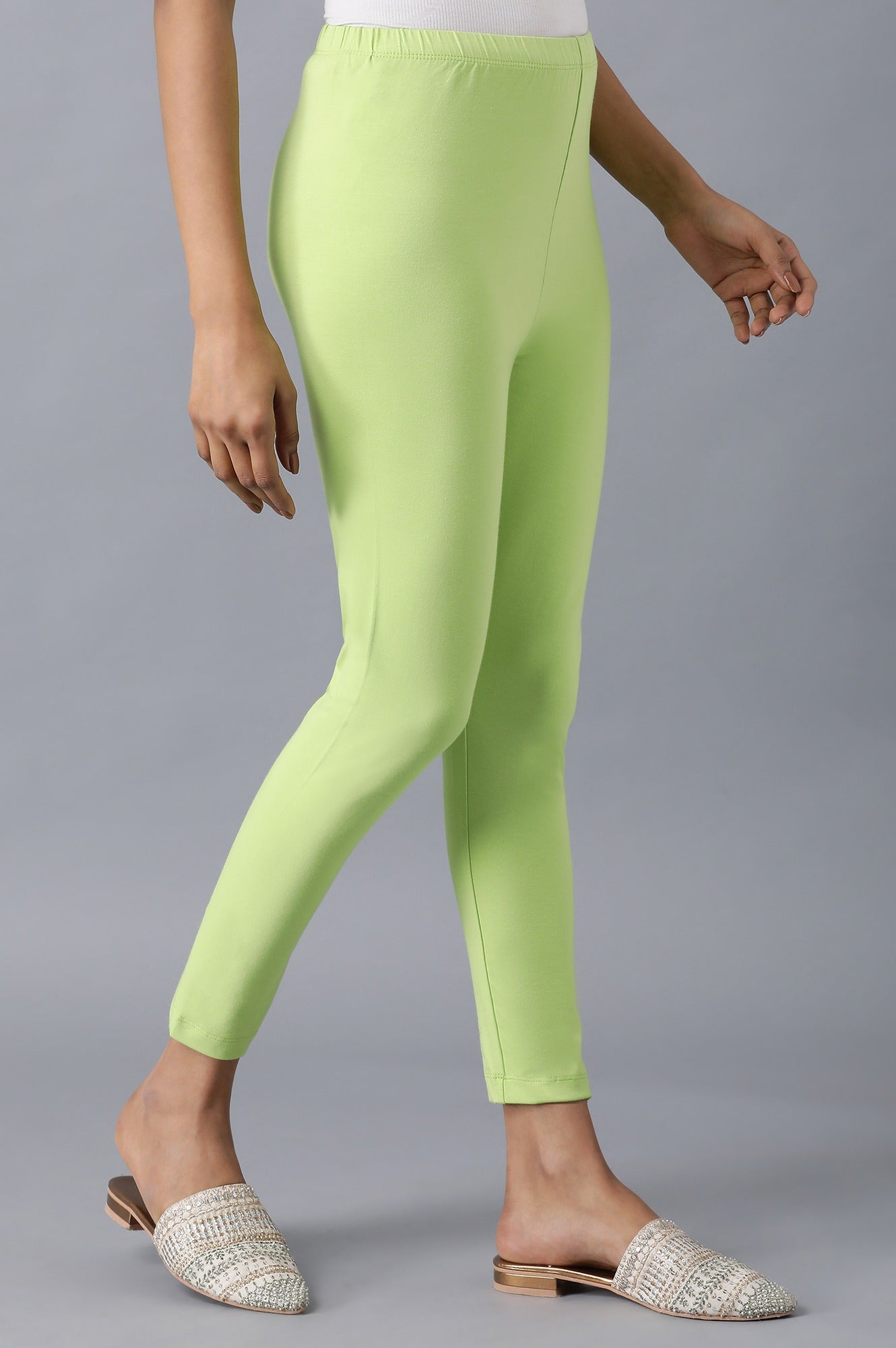 Light Green Solid Skinny Fit Cotton Tights With Elasticated Waistband