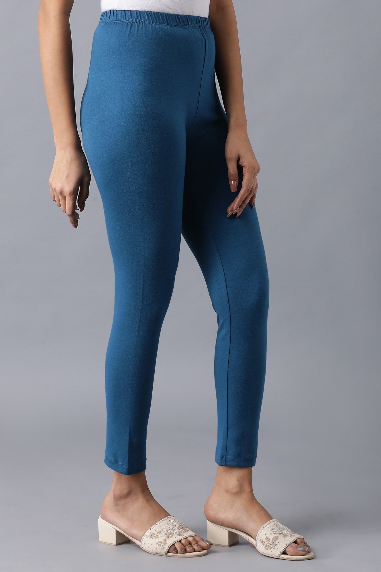 Blue Solid Skinny Fit Cotton Tights With Elasticated Waistband