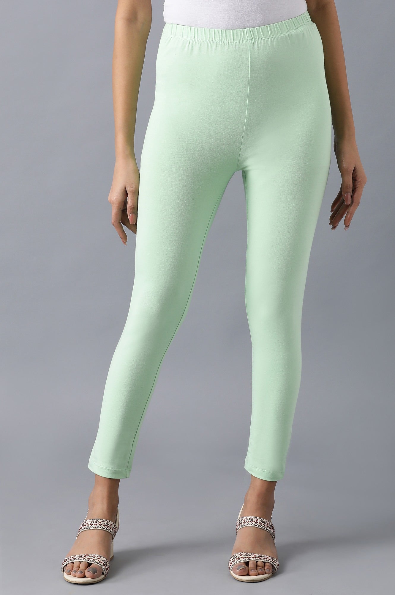 Light Green Solid Skinny Fit Cotton Tights With Elasticated Waistband