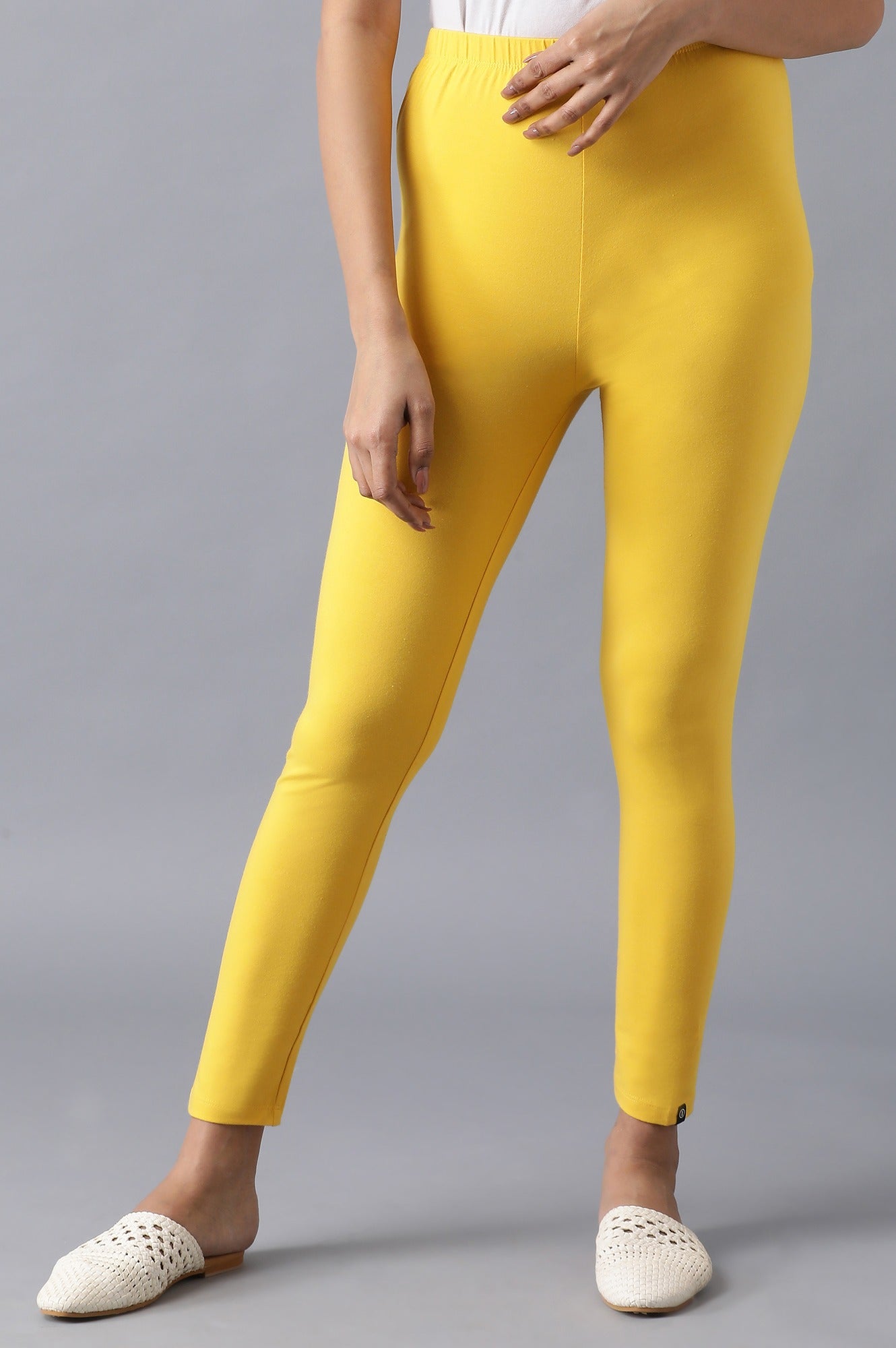 Yellow Solid Skinny Fit Cotton Tights With Elasticated Waistband