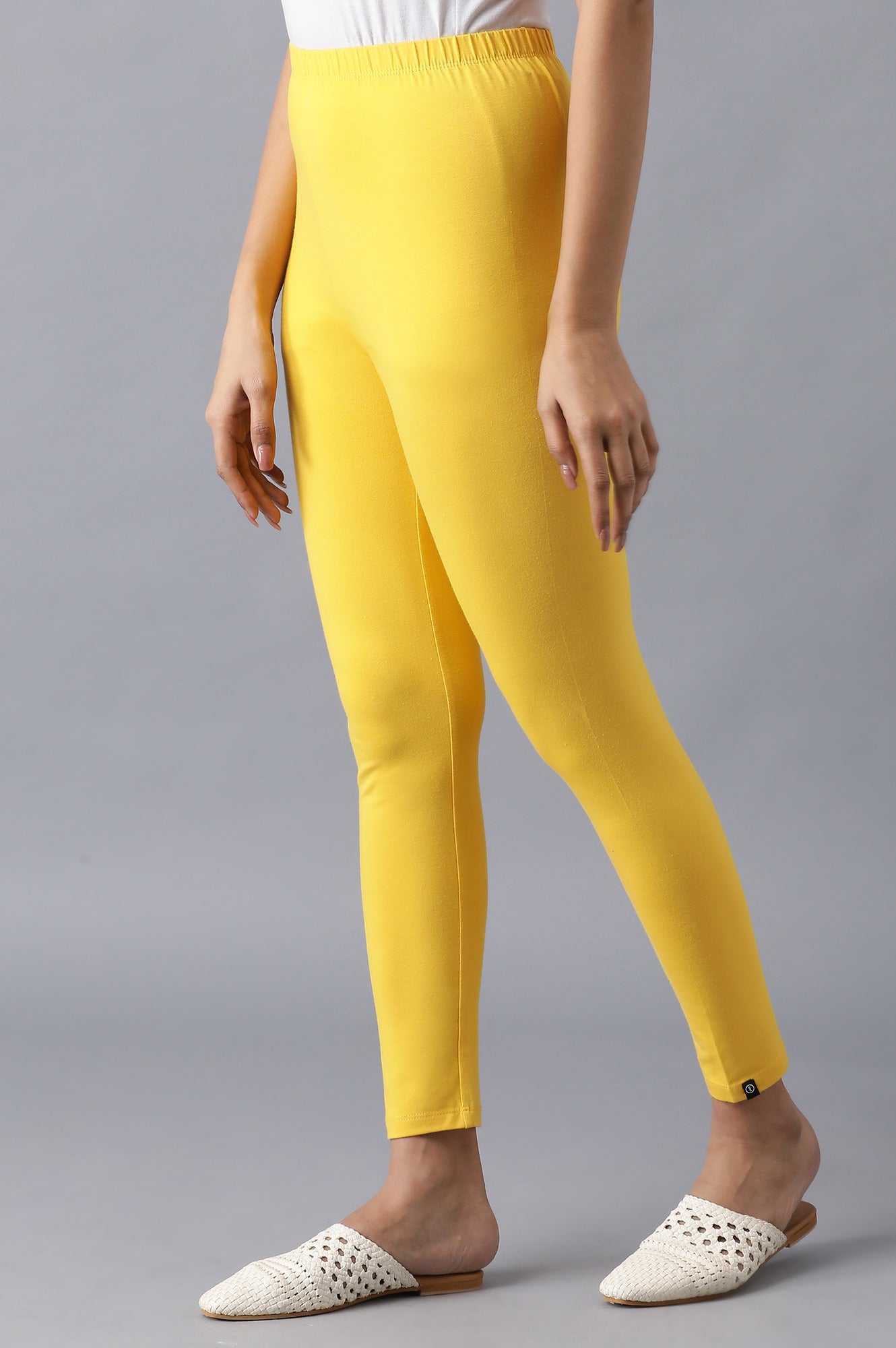 Yellow Solid Skinny Fit Cotton Tights With Elasticated Waistband