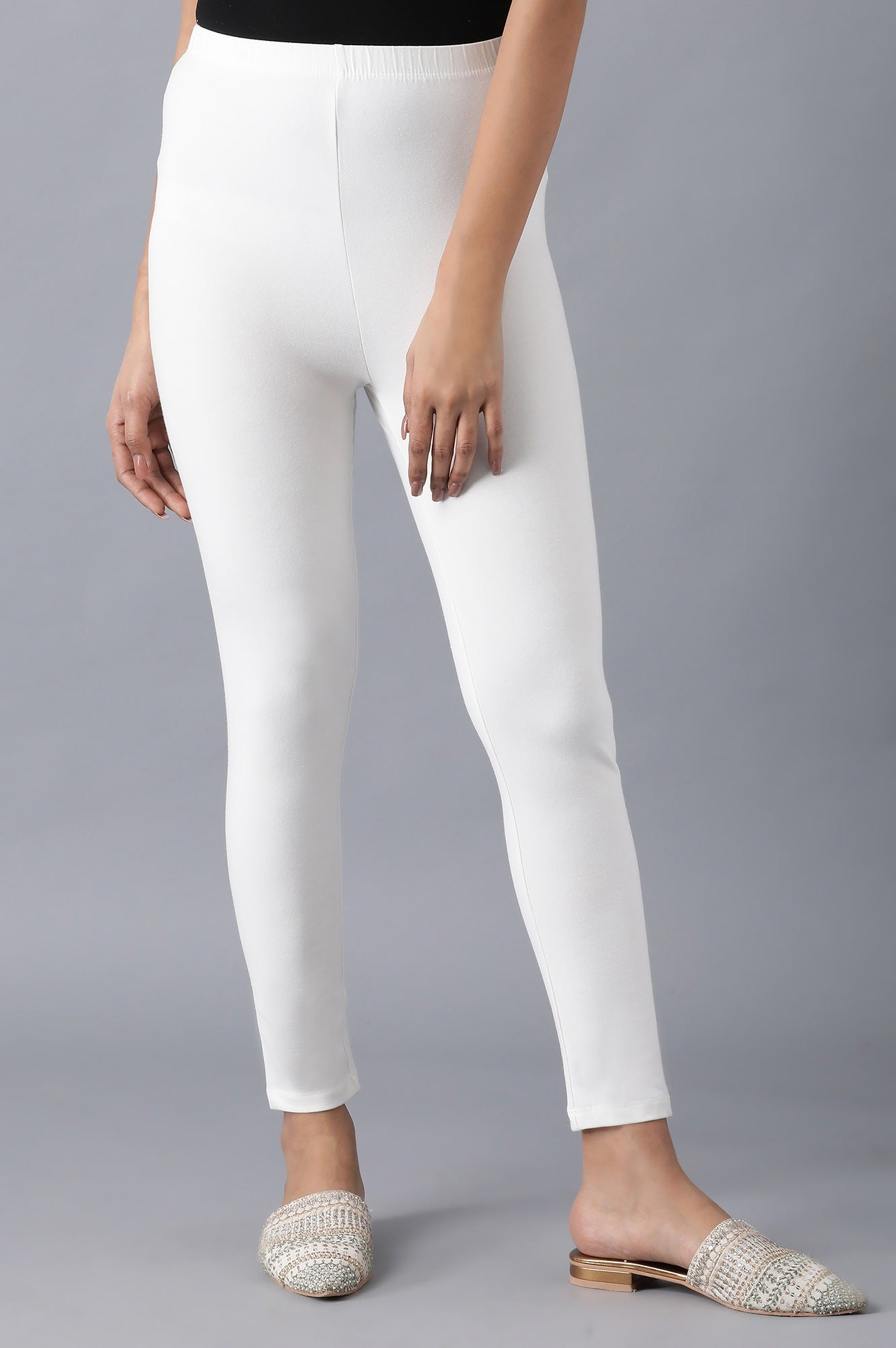 White Solid Skinny Fit Cotton Tights With Elasticated Waistband