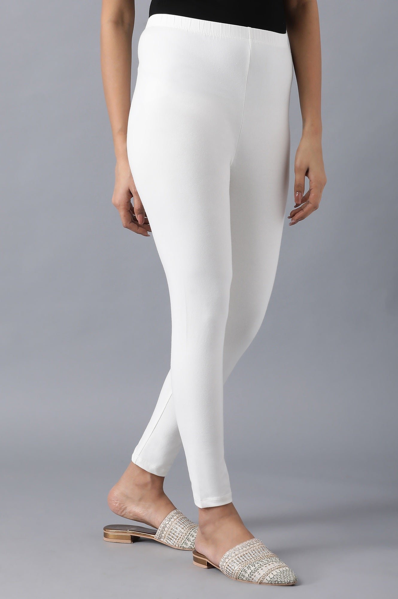 White Solid Skinny Fit Cotton Tights With Elasticated Waistband