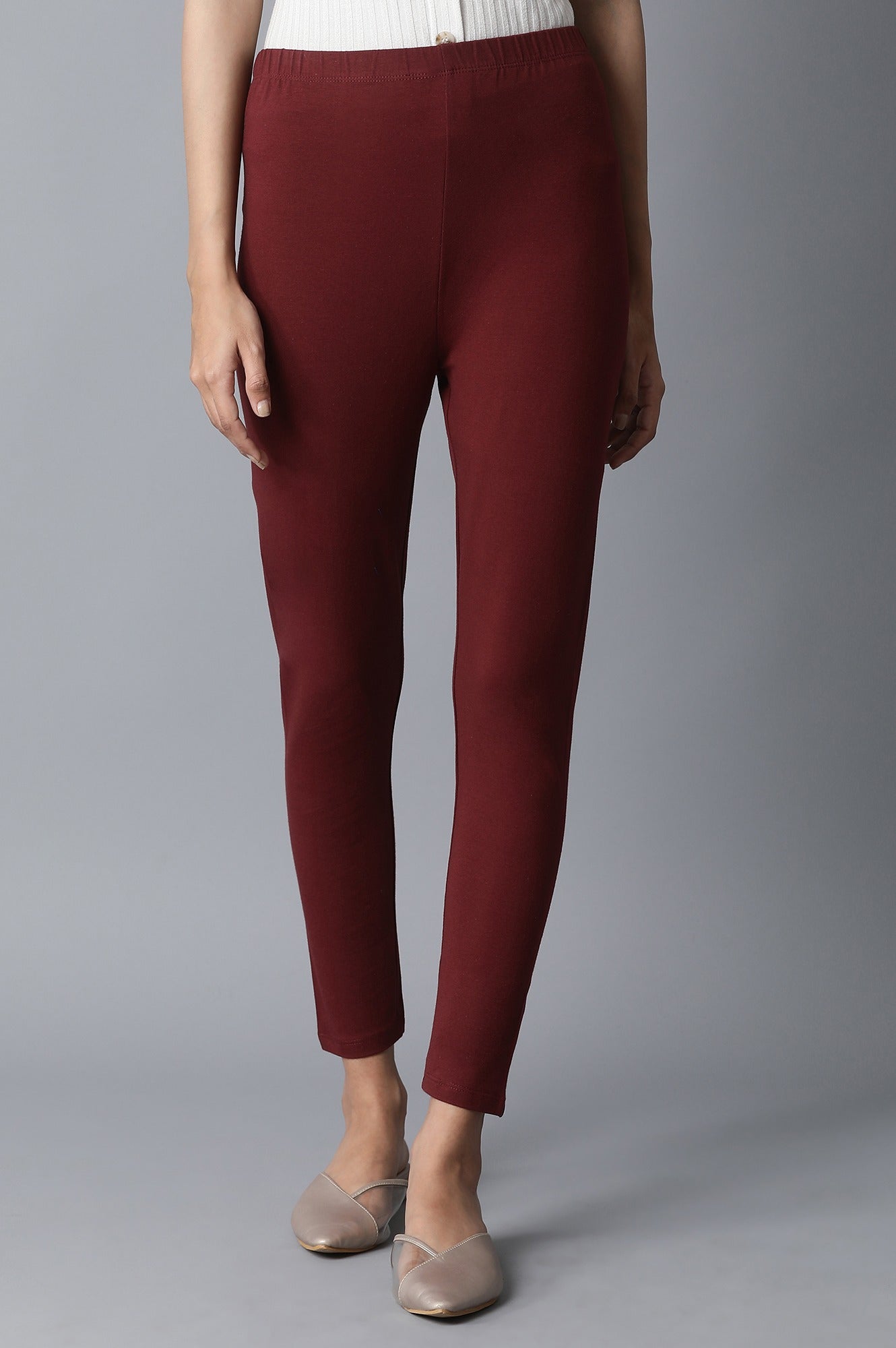 Maroon Solid Skinny Fit Cotton Tights With Elasticated Waistband