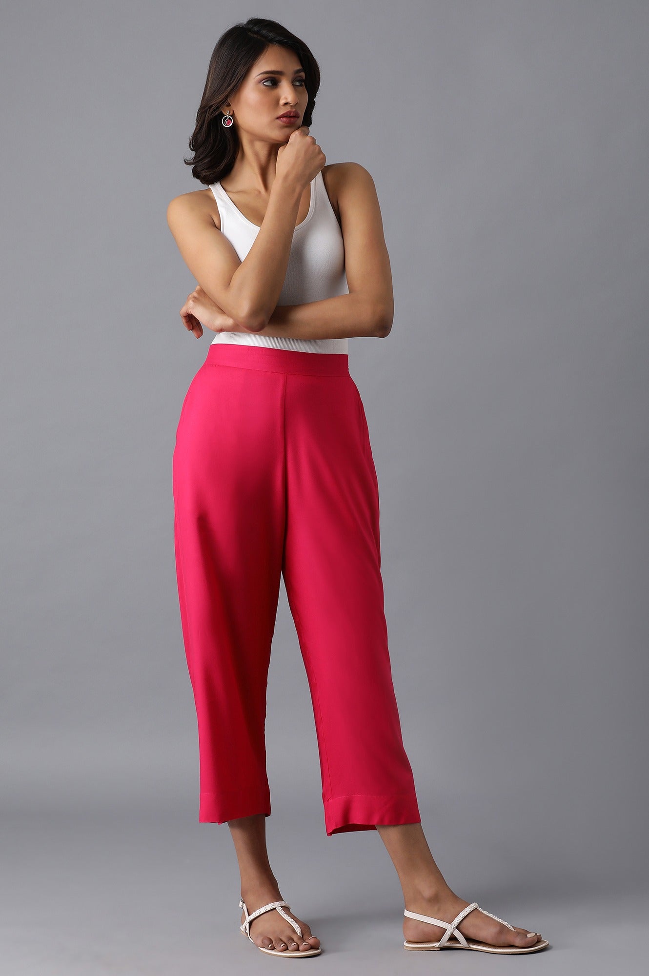 Pink Solid Straight Fit Cotton Culottes With Pleated Pockets