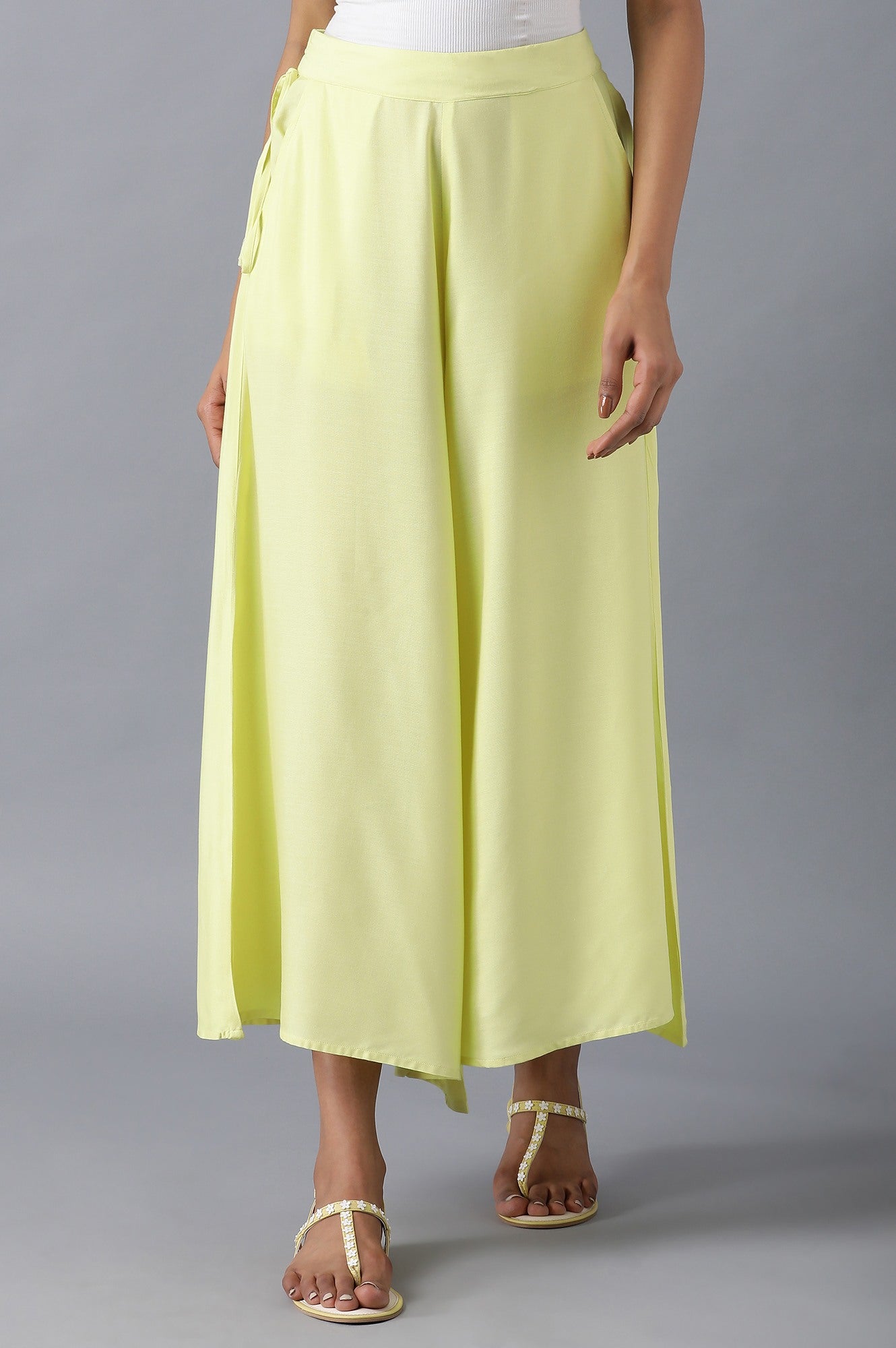 Yellow Solid Flared Cotton Palazzo With Elasticated Waistband