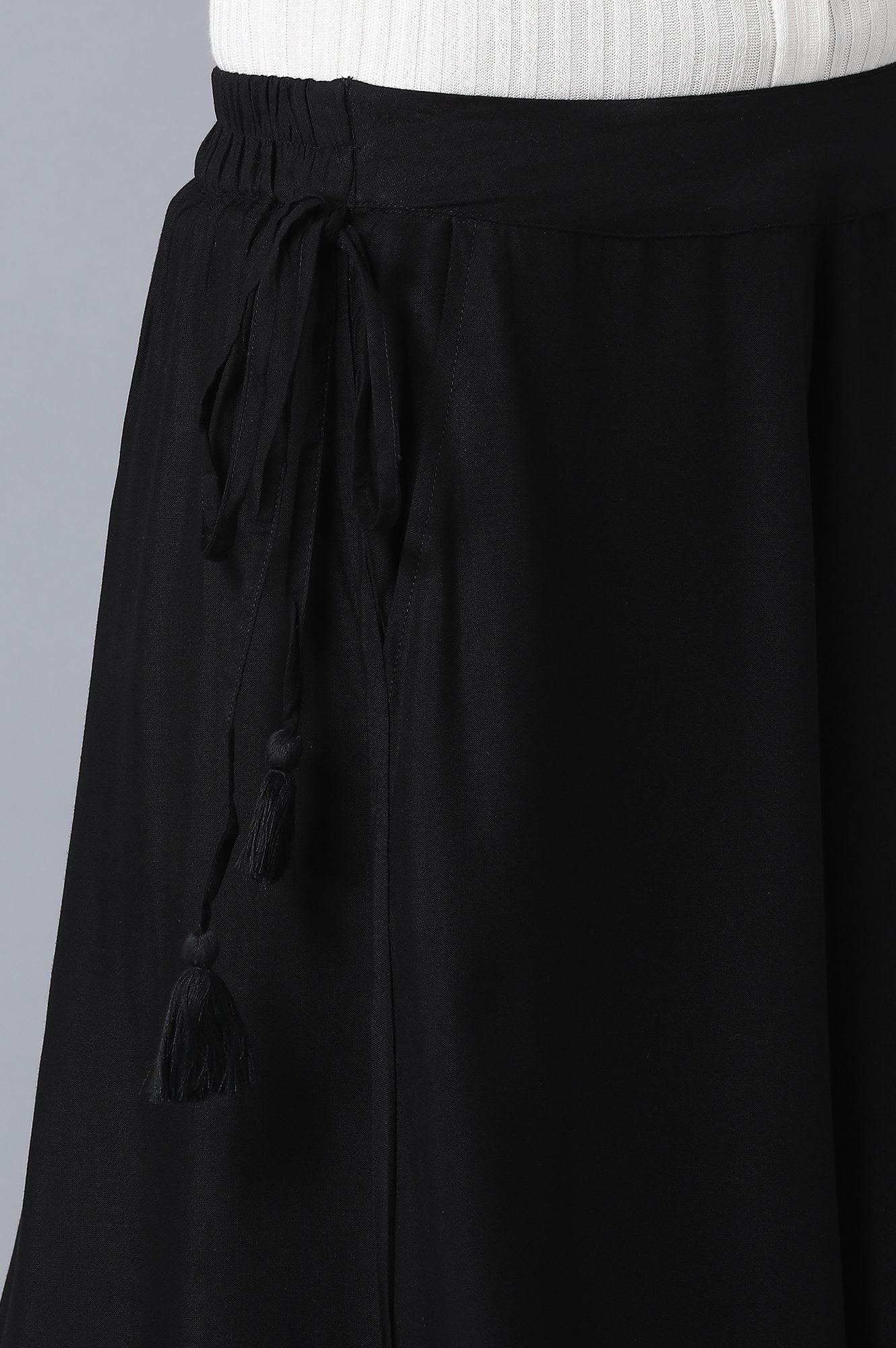 Black Solid Flared Cotton Culottes With Elasticated Waist