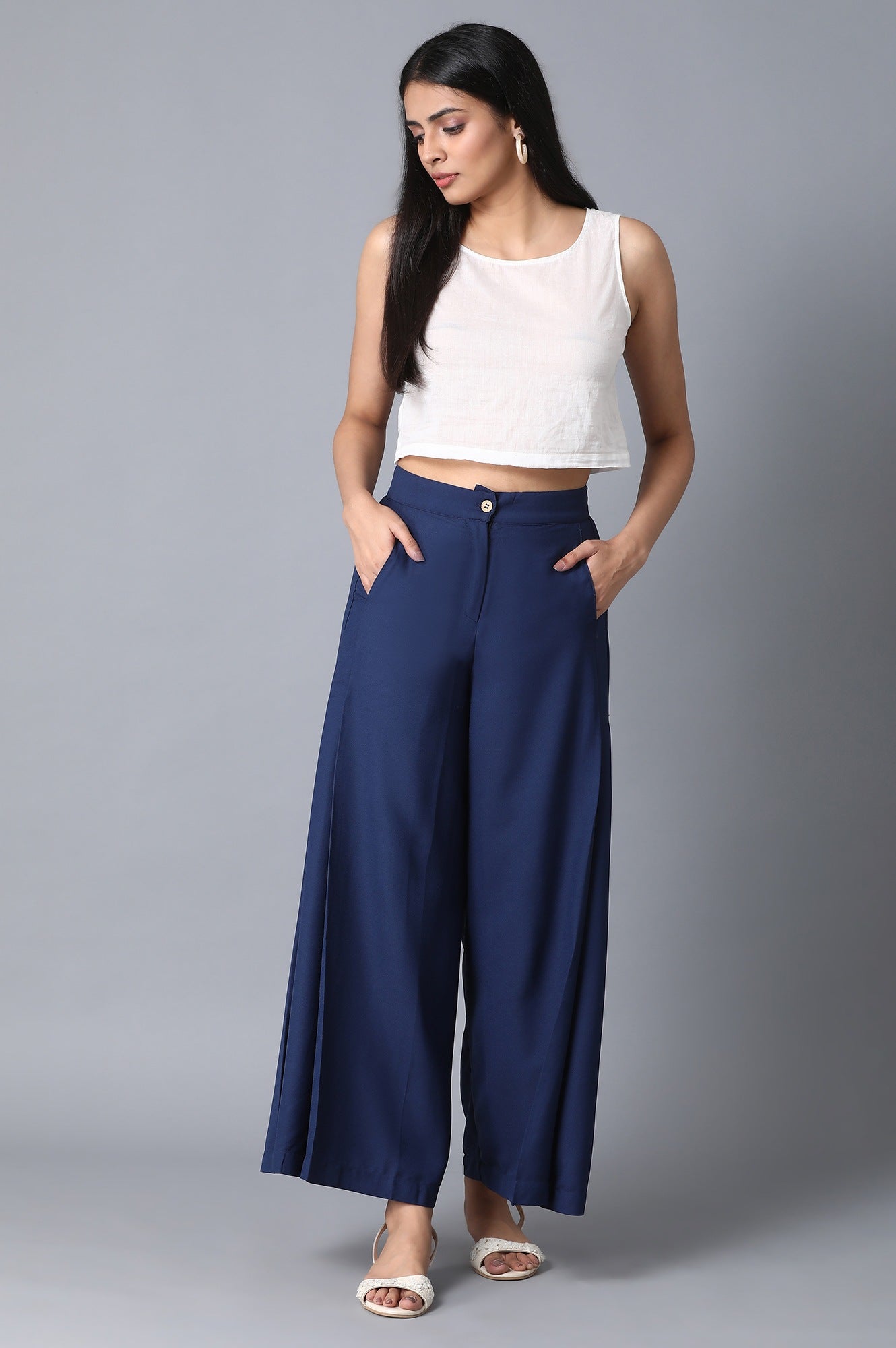 Blue Solid Flared Woven Palazzo With Front Zip Closure