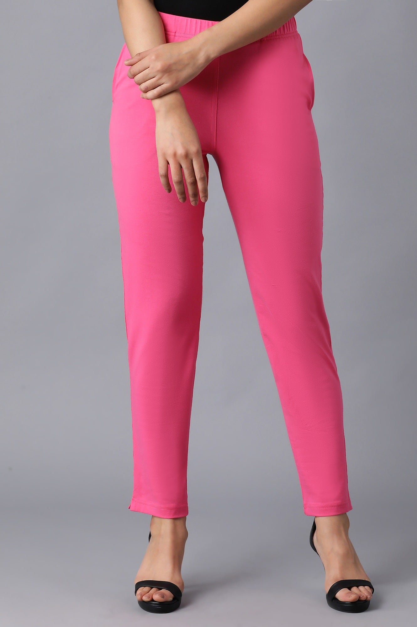Pink Solid Straight Fit Cotton Pants With Side Pockets