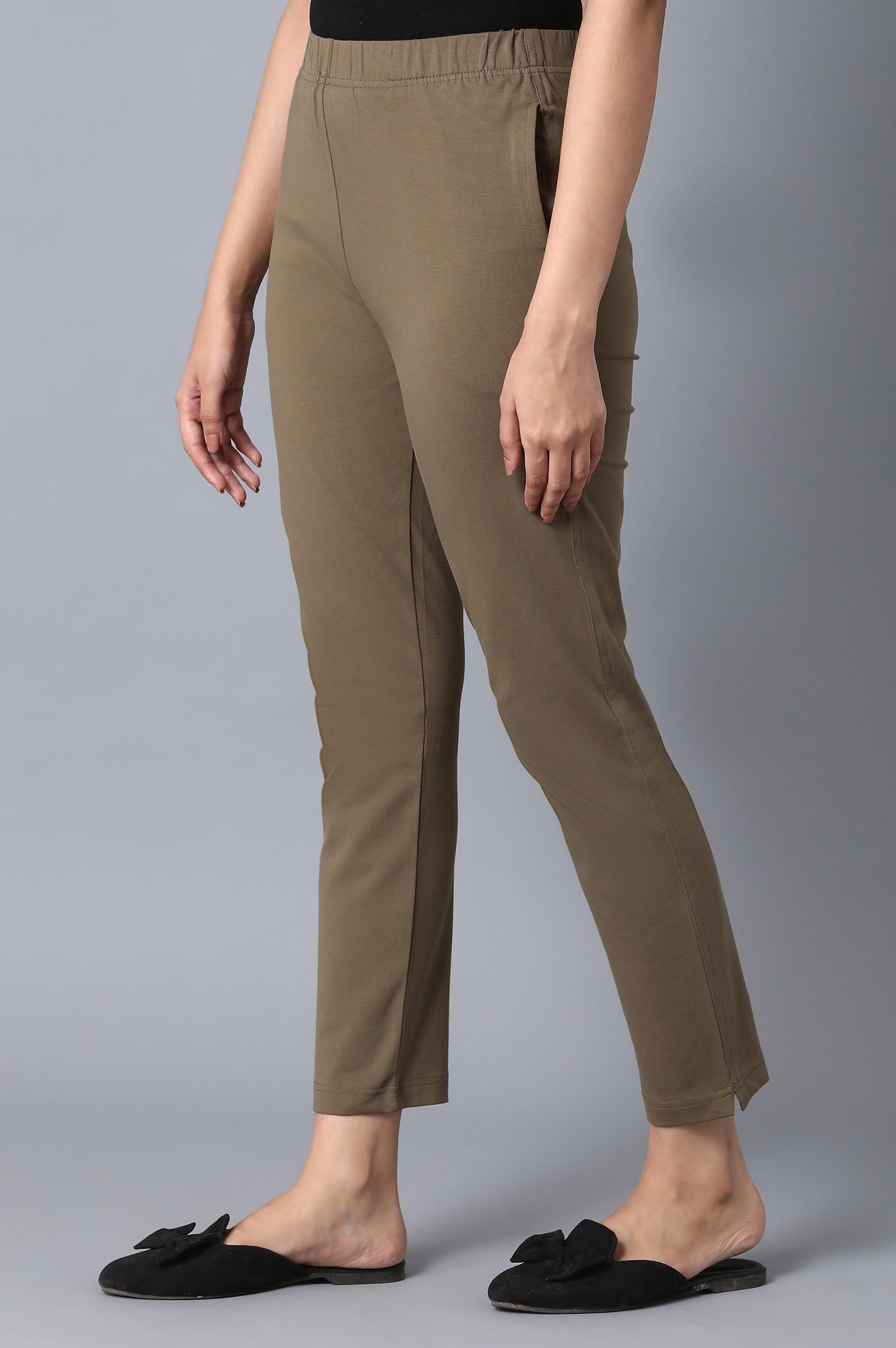 Muted Sage Green Solid Straight Fit Cotton Pants With Elasticated Waistband