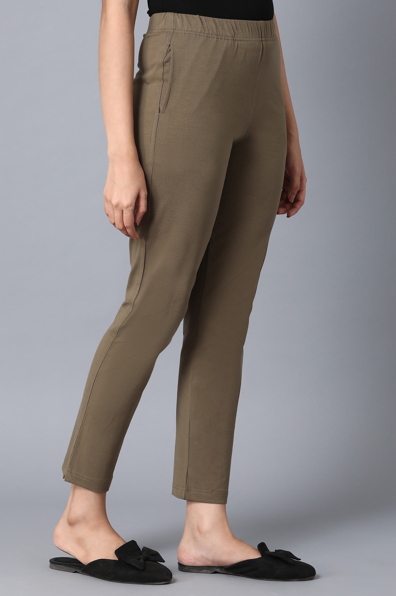 Muted Sage Green Solid Straight Fit Cotton Pants With Elasticated Waistband