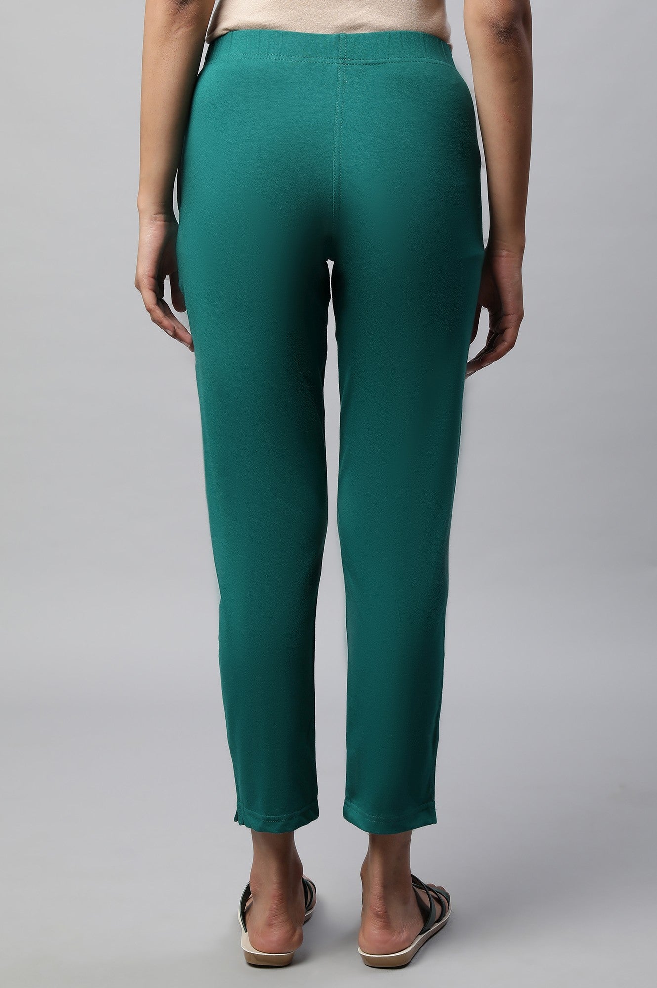 Green Solid Straight Fit Cotton Pants With Elasticated Waist