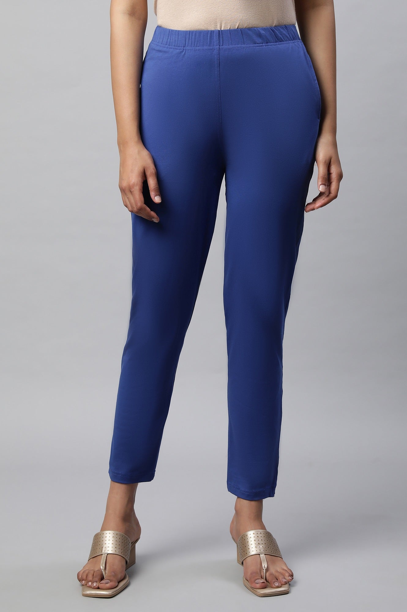 Blue Solid Straight Fit Cotton Pants With Elasticated Waist