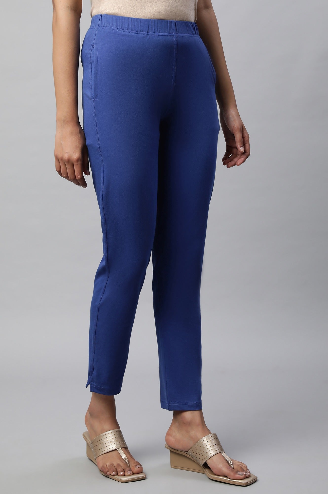 Blue Solid Straight Fit Cotton Pants With Elasticated Waist
