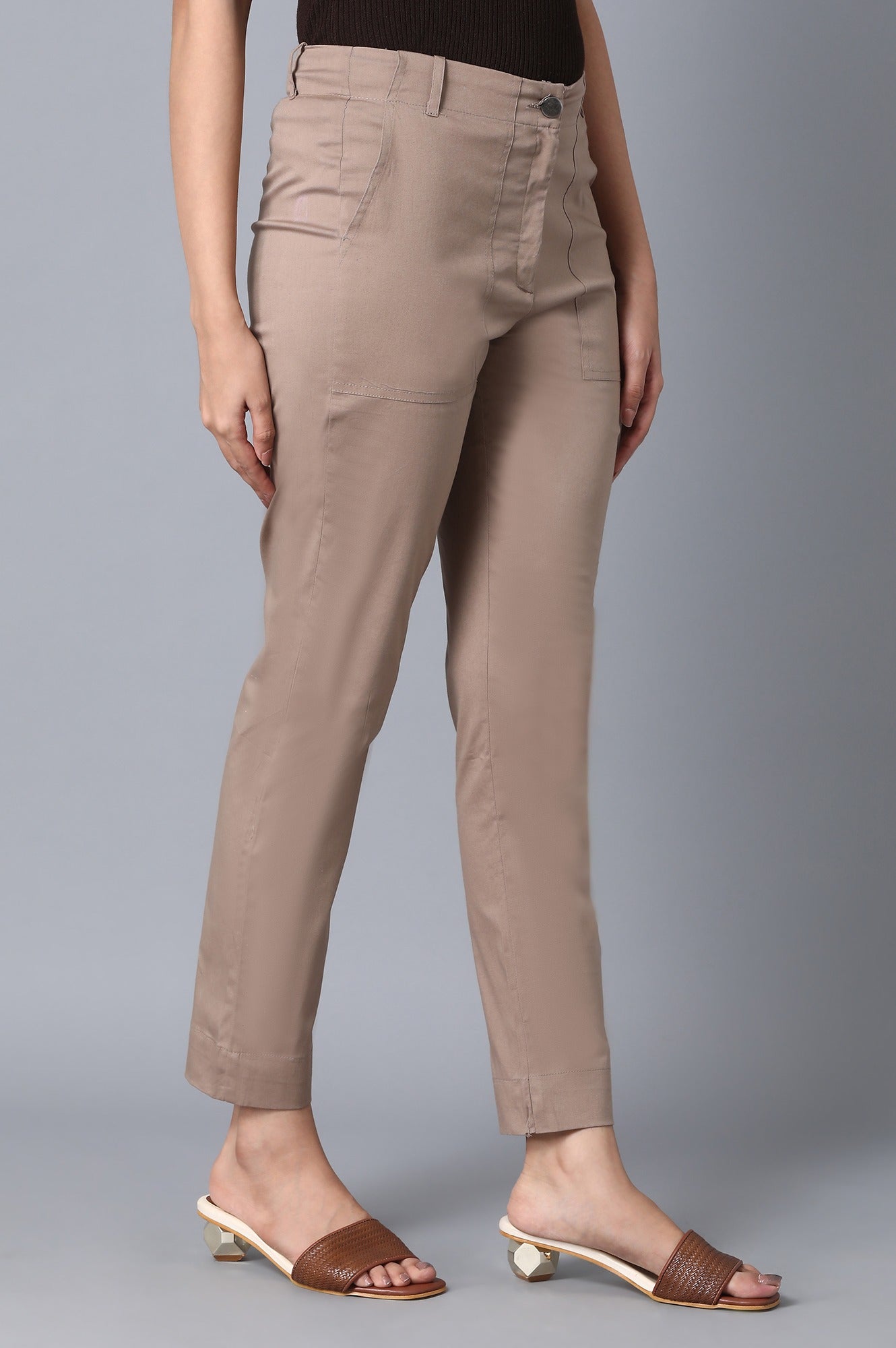 Khaki Solid Slim Fit Cotton Trousers With Front Zip Closure