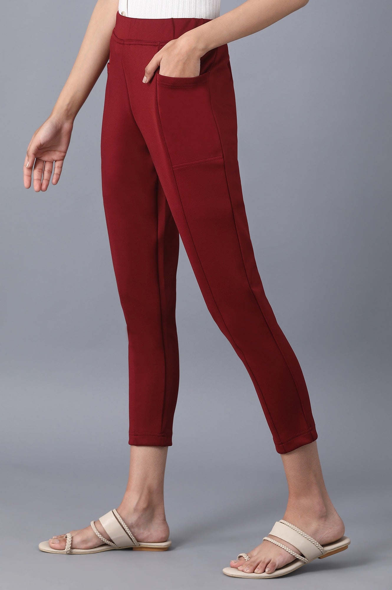 Brown Solid Skinny Fit Tights With Elasticated Waistband
