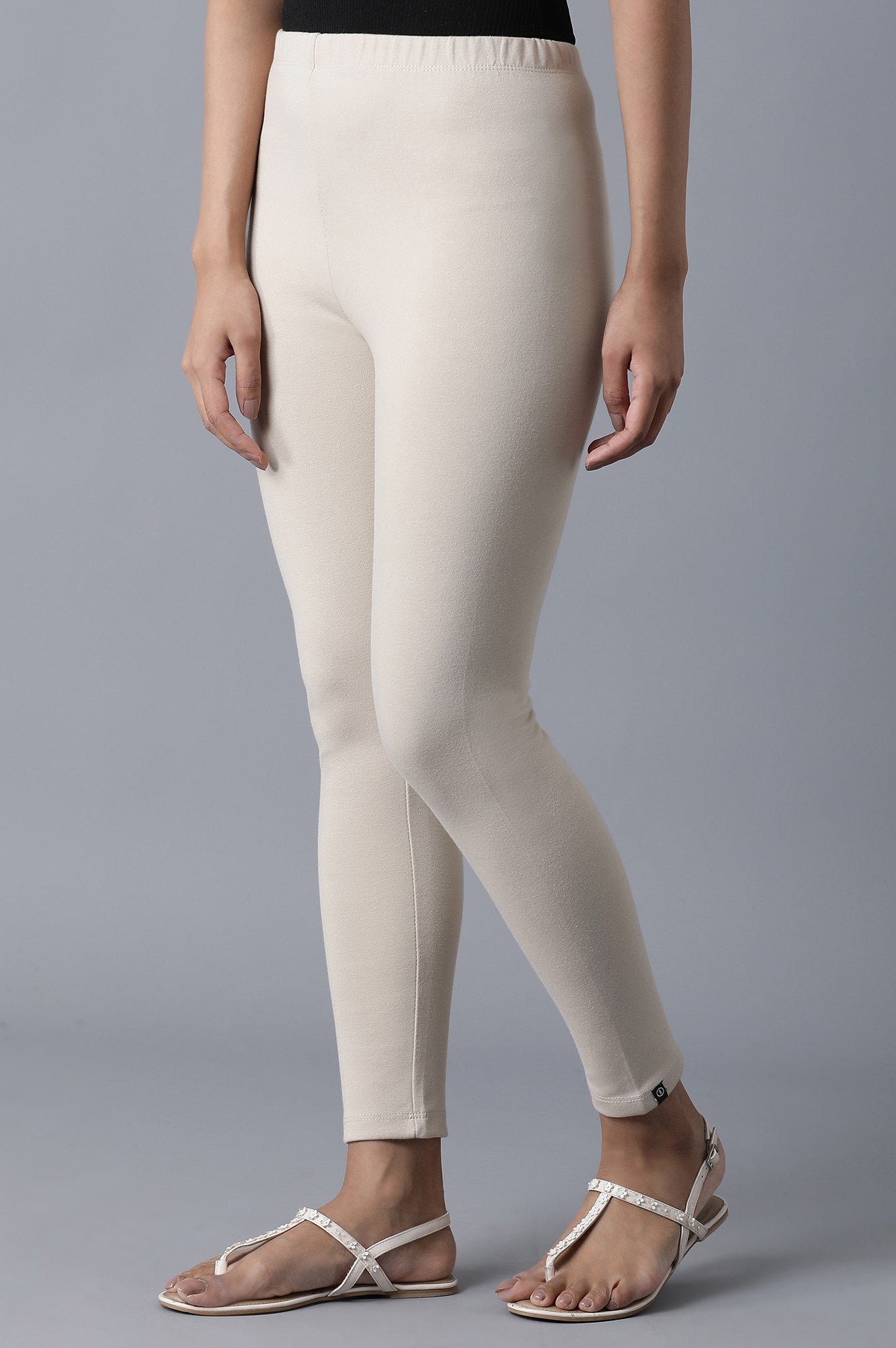 Beige Solid Skinny Fit Cotton Tights With Elasticated Waist