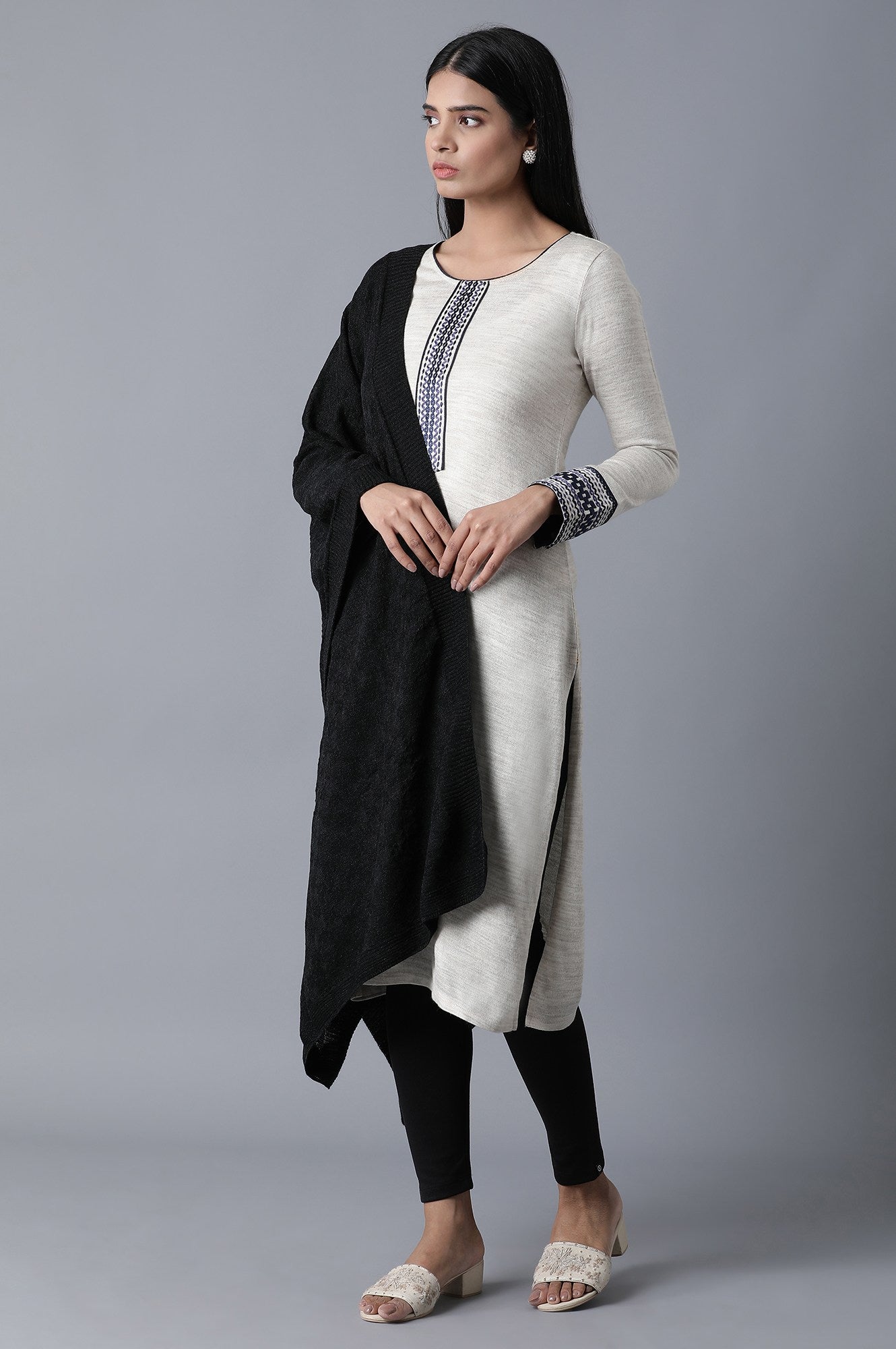 Black Solid Skinny Fit Cotton Tights With Elasticated Waistband