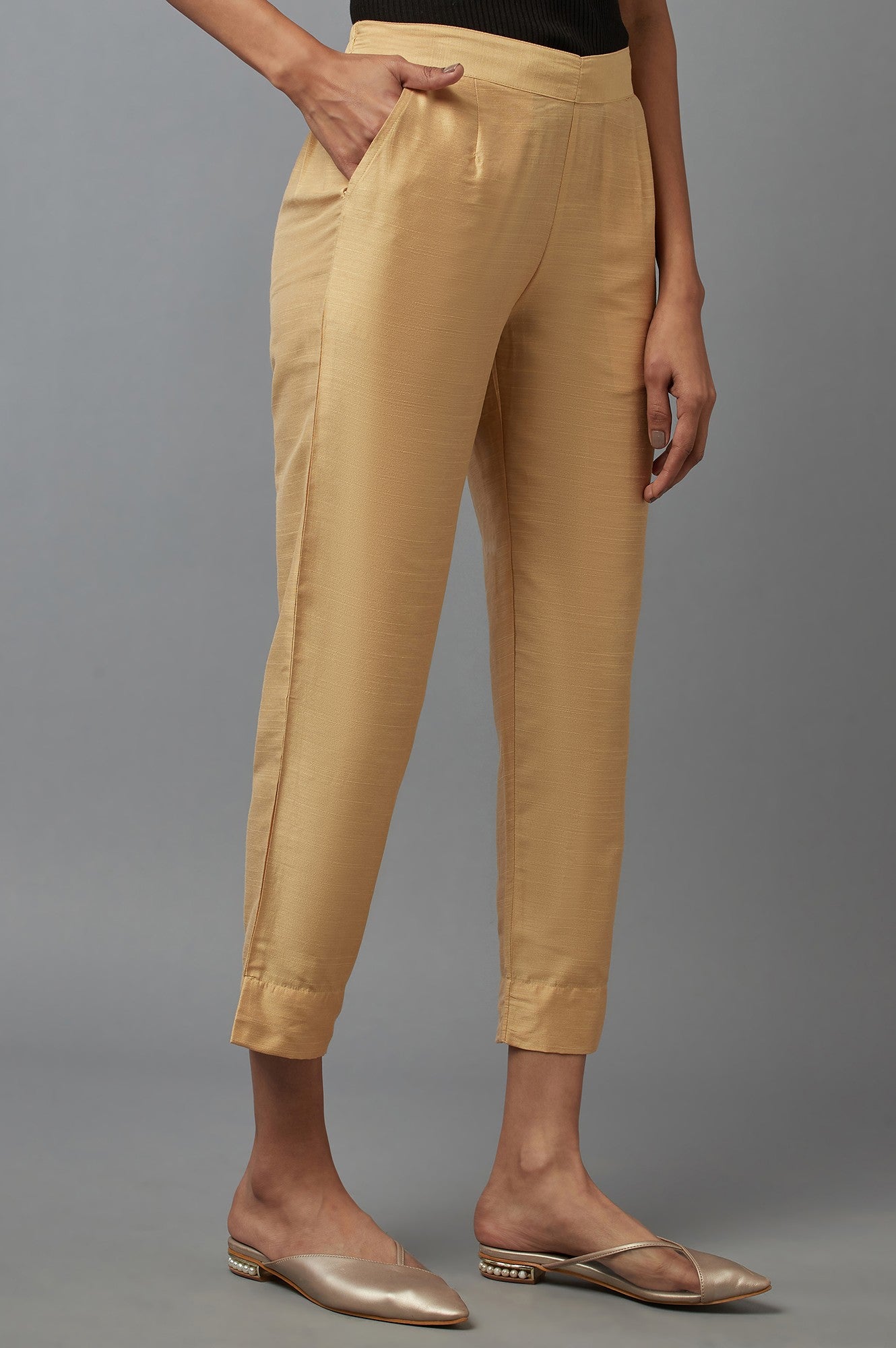 Gold Solid Straight Fit Calf Length Mid Rise Trousers