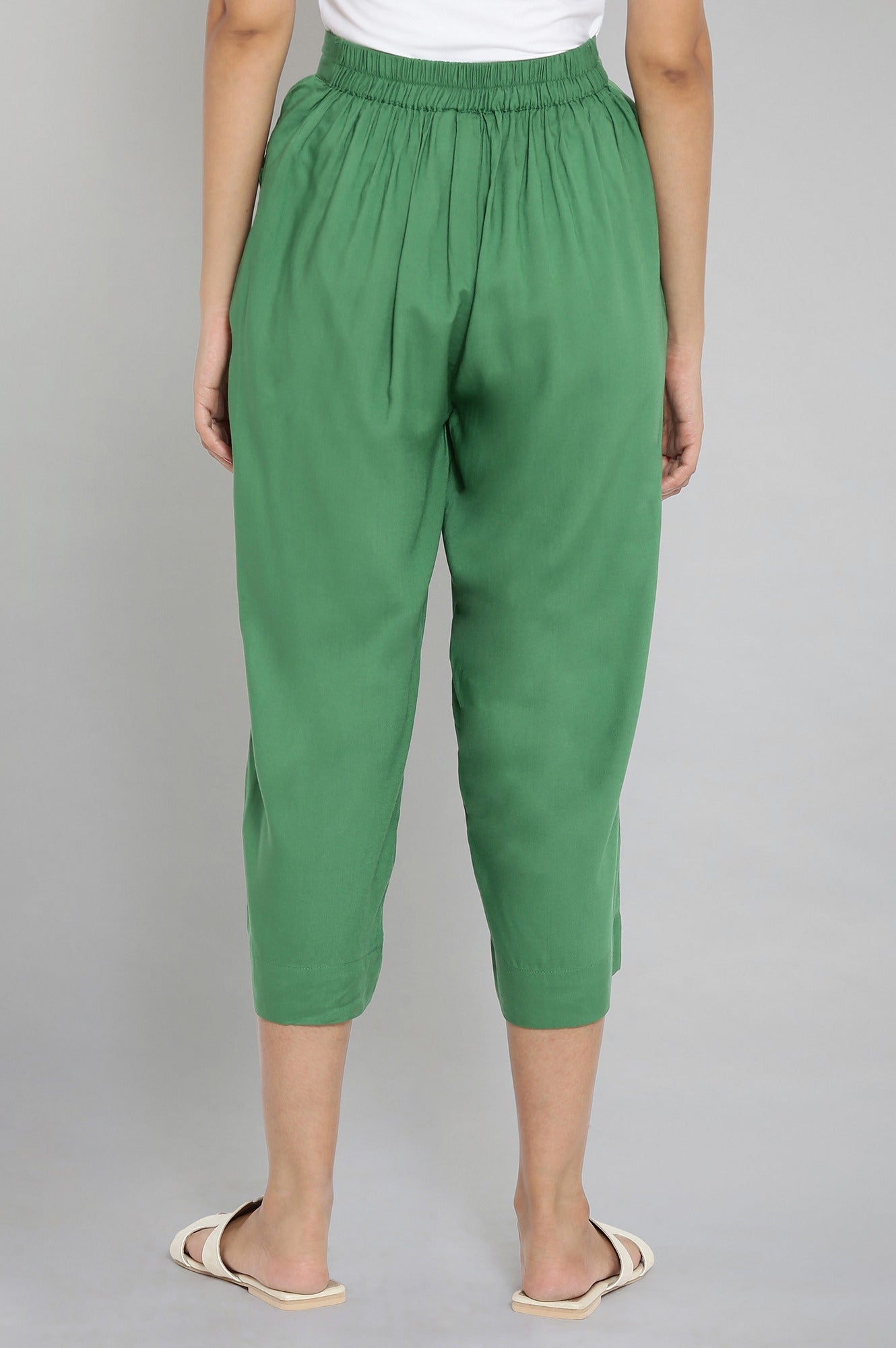 Muted Sage Green Solid Straight Fit Cotton Culottes With Elasticated Waist