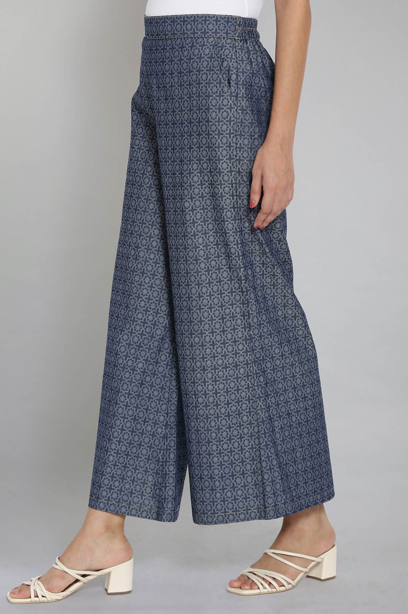 Blue Solid Flared Cotton Palazzo With Elasticated Waistband