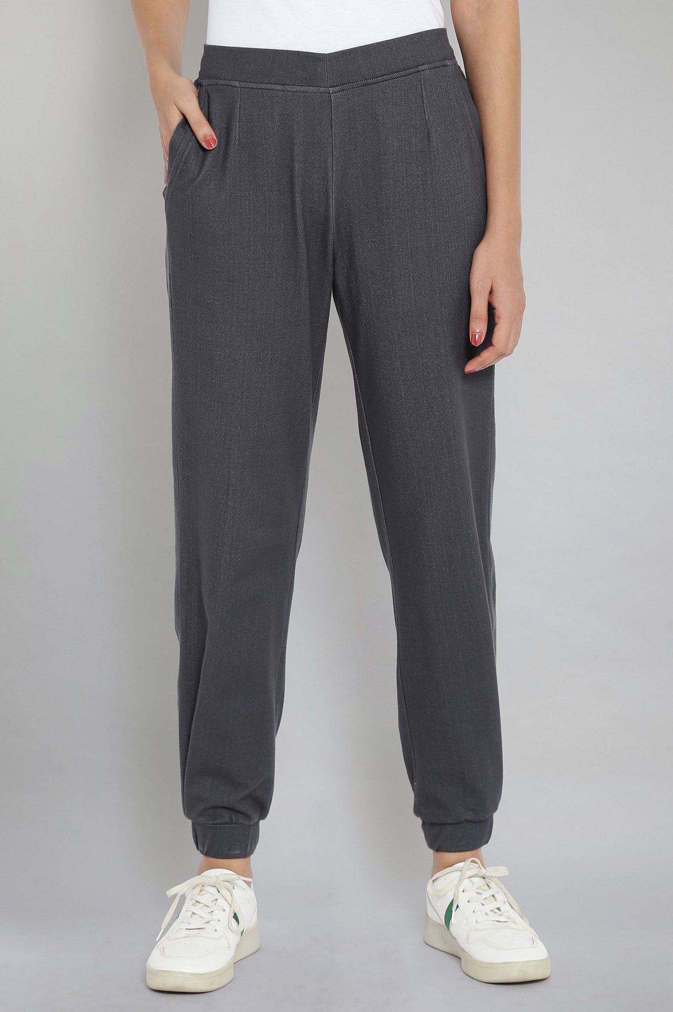 Grey Solid Tapered Cotton Joggers With Elasticated Waist