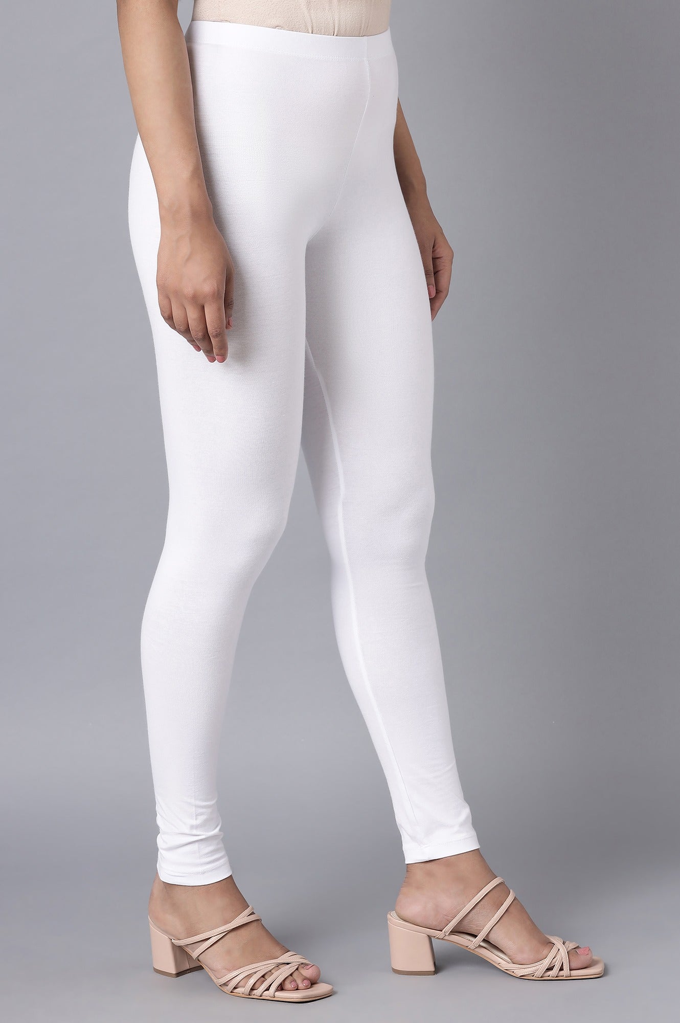 White Solid Cotton Lycra Skinny Fit Ankle Length High Rise Leggings