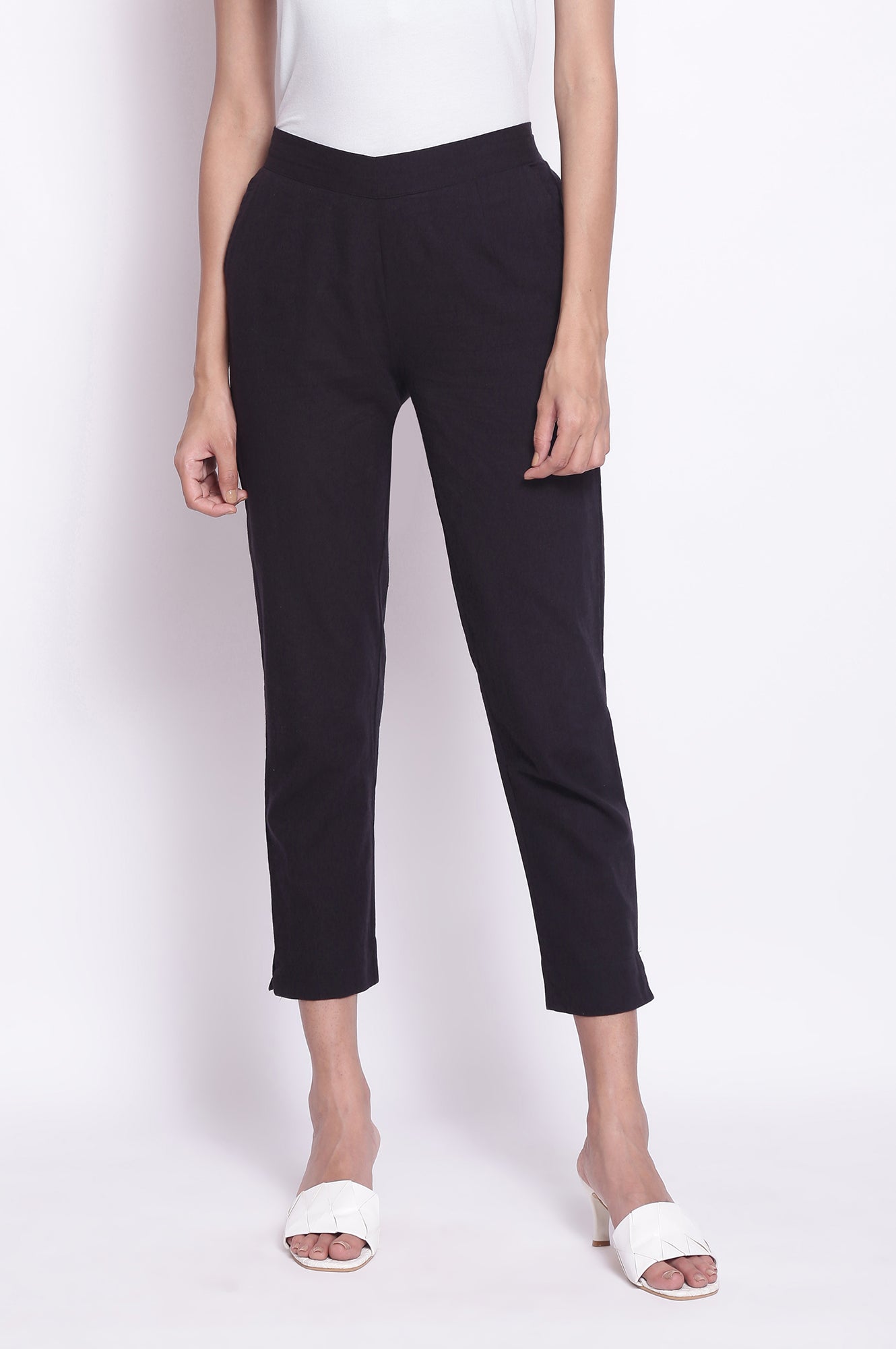 Black Solid Straight Fit Cotton Pants With Elasticated Waistband