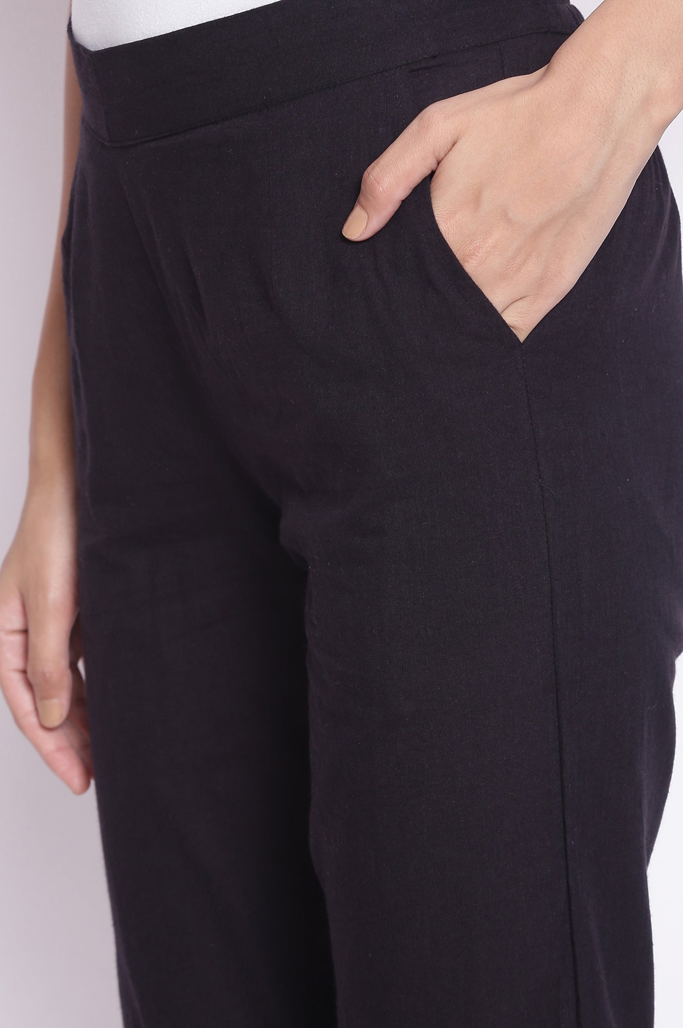 Black Solid Straight Fit Cotton Pants With Elasticated Waistband