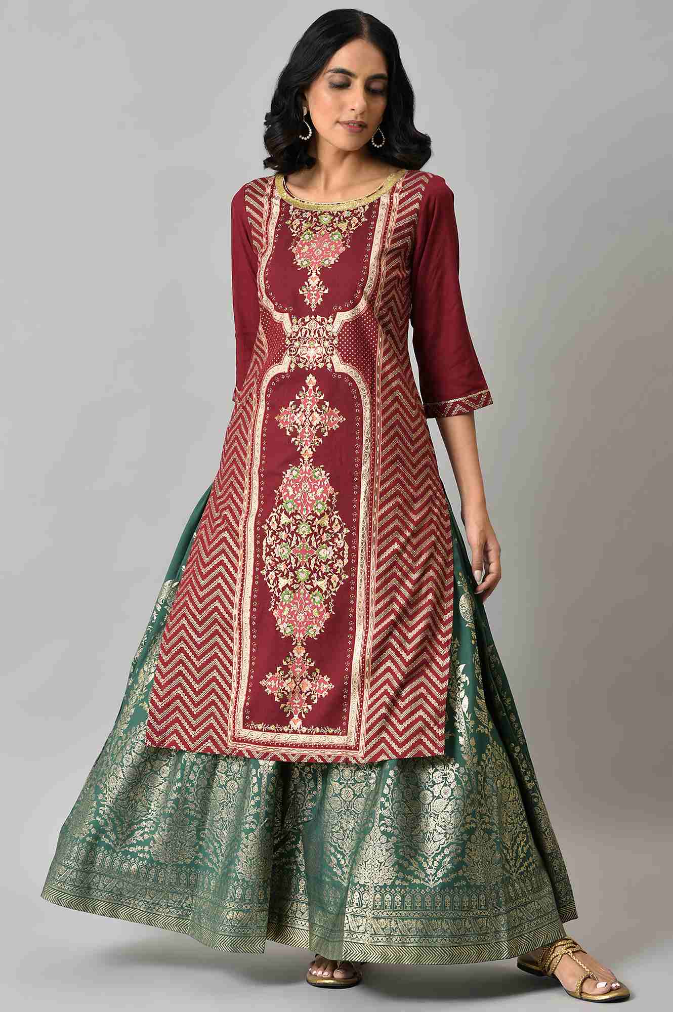 Green Floral Printed Flared Woven Skirt With Elasticated Waist