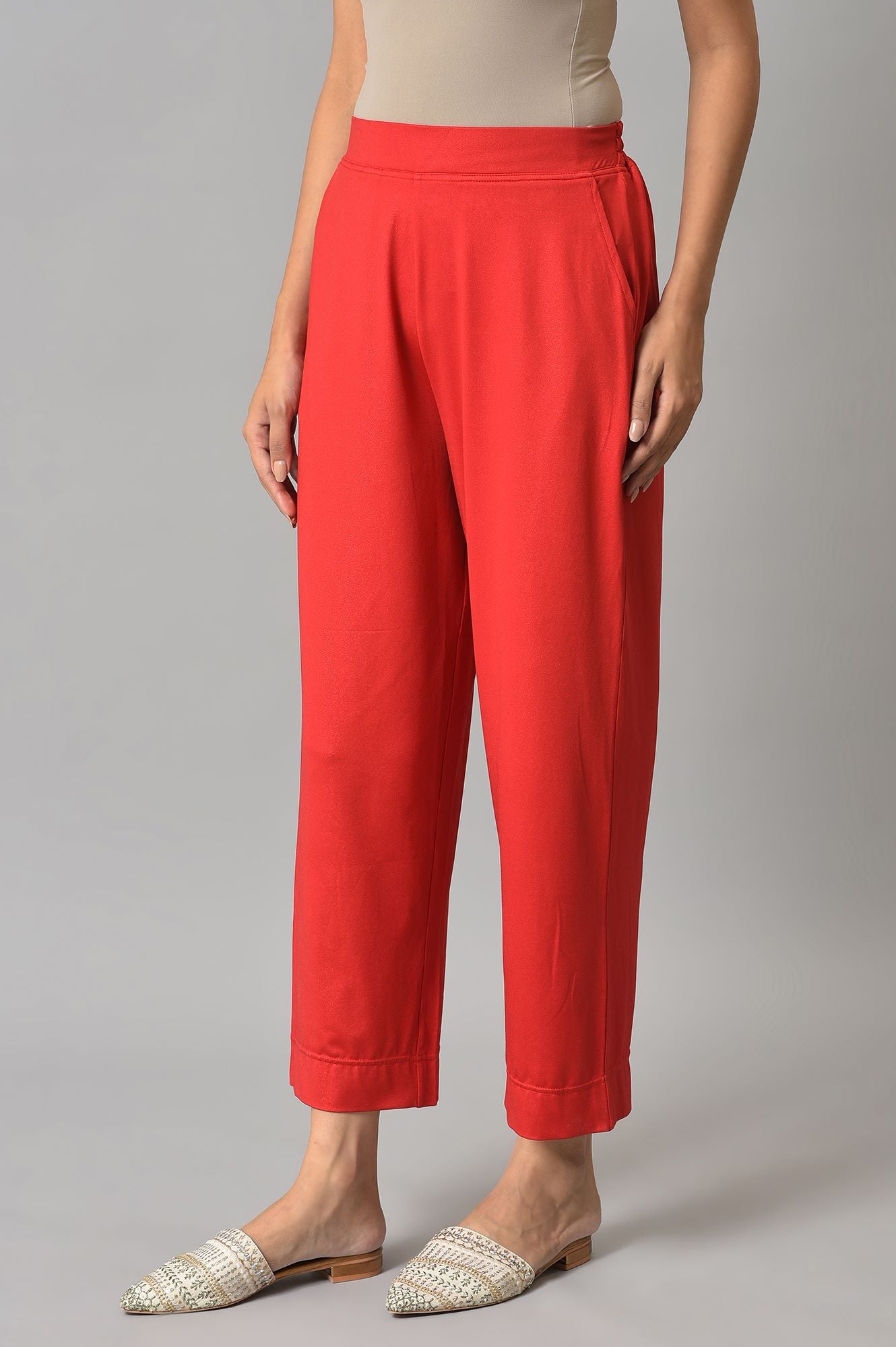 Red Solid Straight Fit Palazzo With Side Pockets