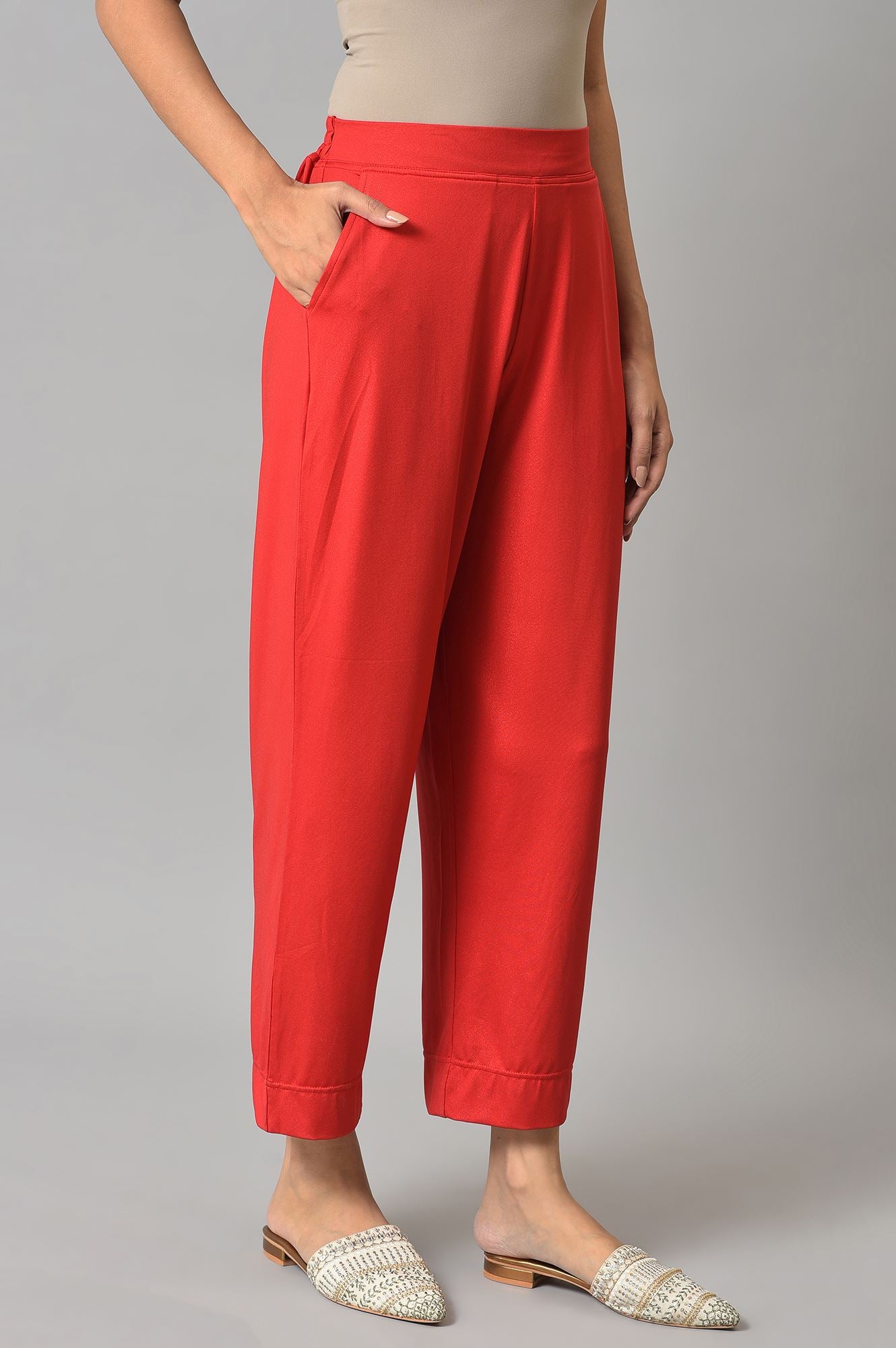 Red Solid Straight Fit Palazzo With Side Pockets