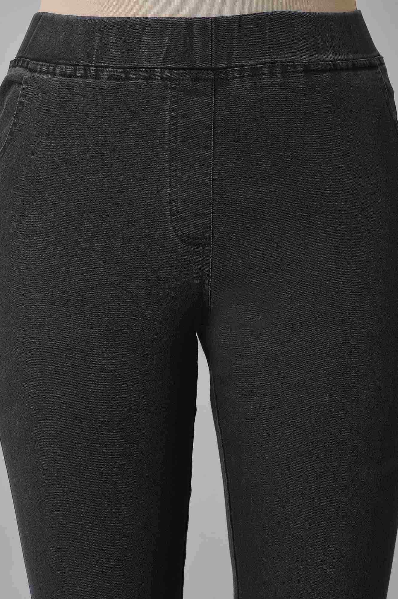 Grey Solid Skinny Fit Denim Jeggings With Pintuck Detail