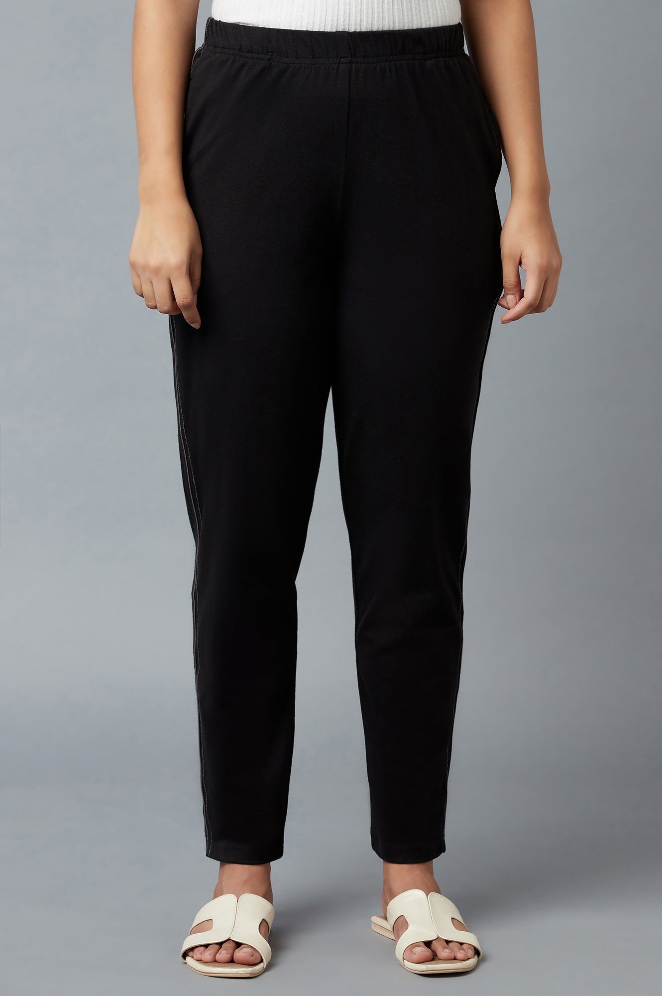 Black Solid Straight Fit Cotton Pants With Elasticated Waist