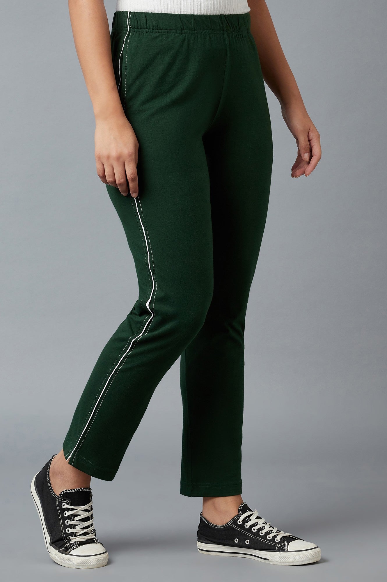 Dark Green Solid Straight Fit Cotton Pants With Elasticated Waistband