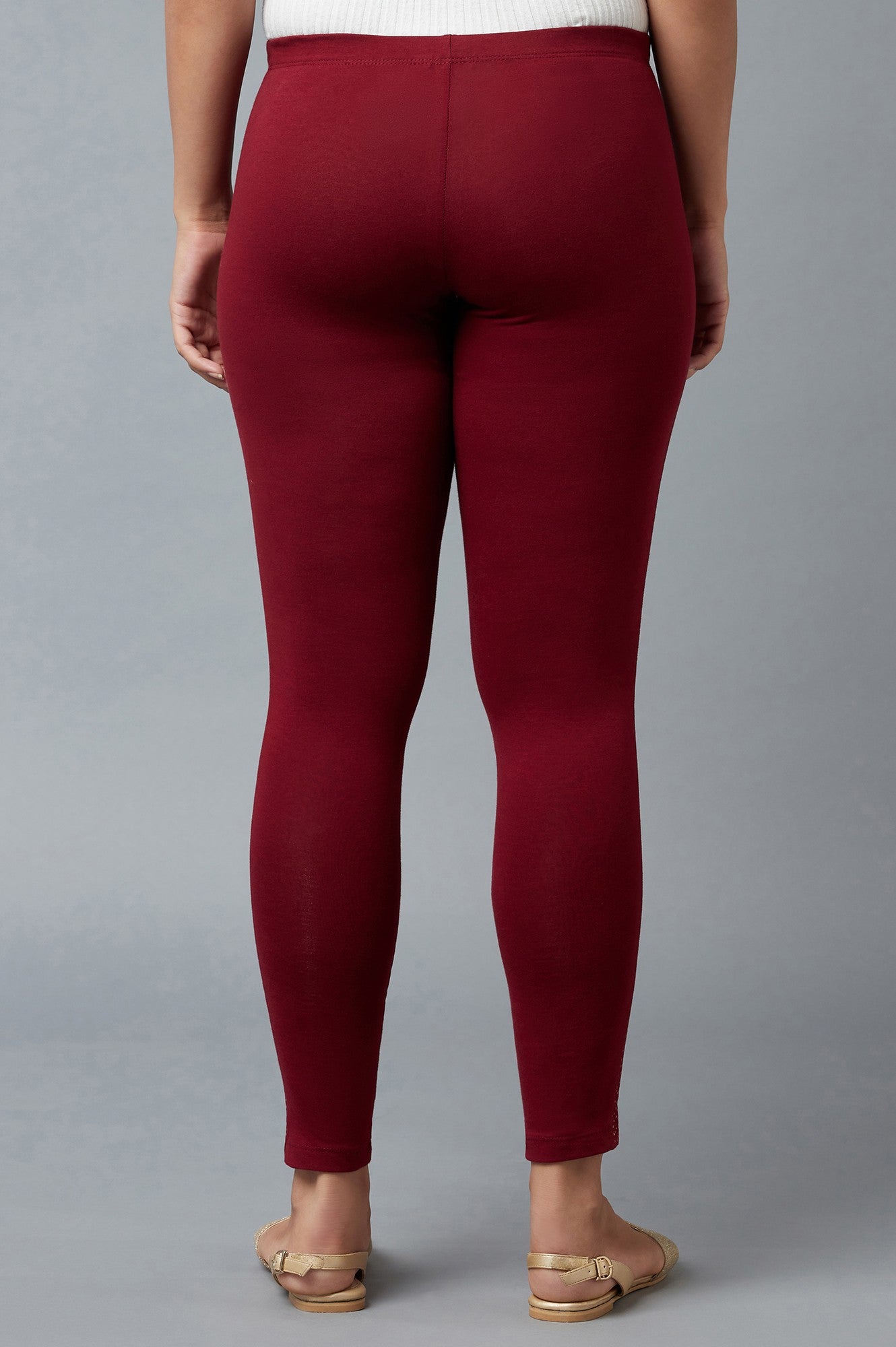 Maroon Solid Skinny Fit Cotton Tights With Elasticated Waistband