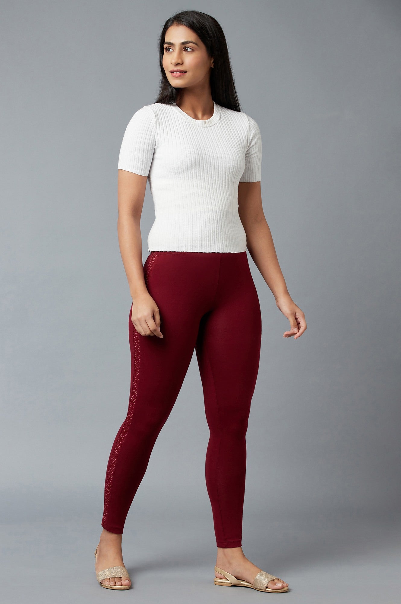 Maroon Solid Skinny Fit Cotton Tights With Elasticated Waistband