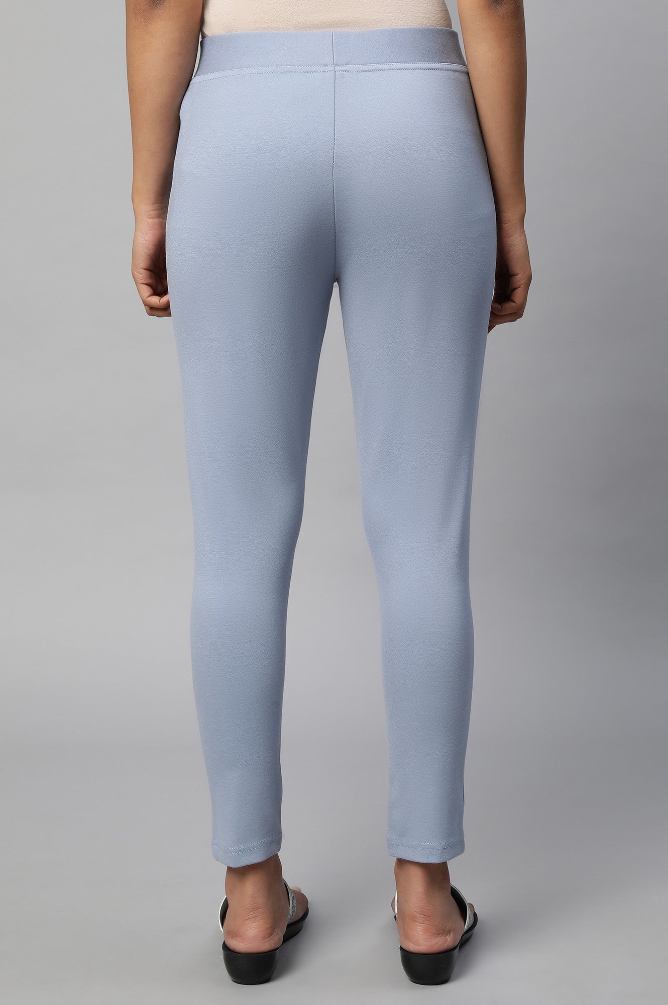 Light Blue Solid Skinny Fit Yoga Tights With Side Pockets