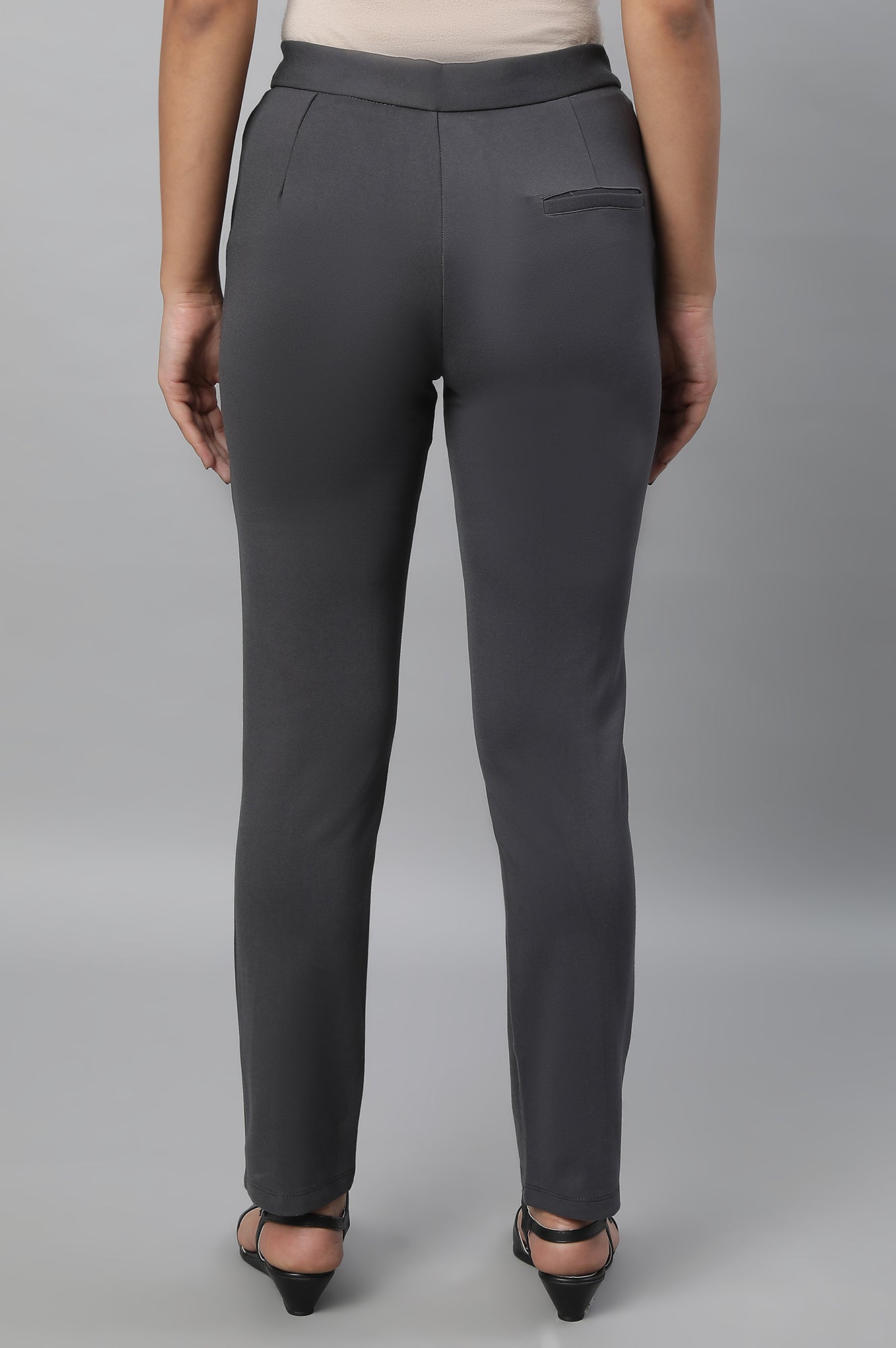 Grey Solid Straight Fit Trousers With Pintuck Detail