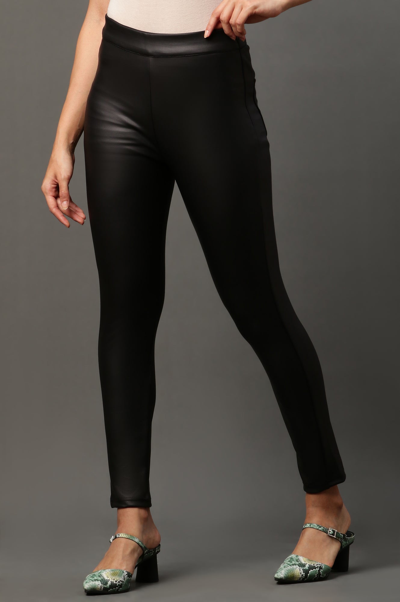 Black Solid Slim Fit Pants With Side Zip