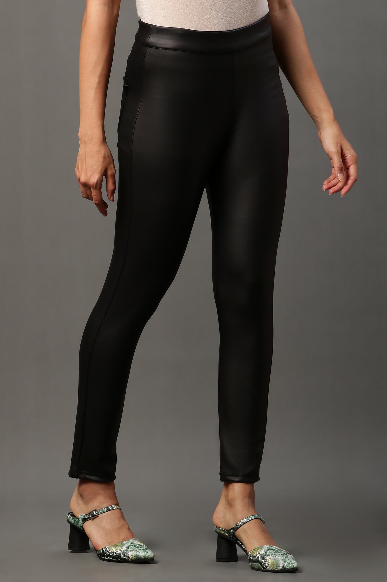 Black Solid Slim Fit Pants With Side Zip