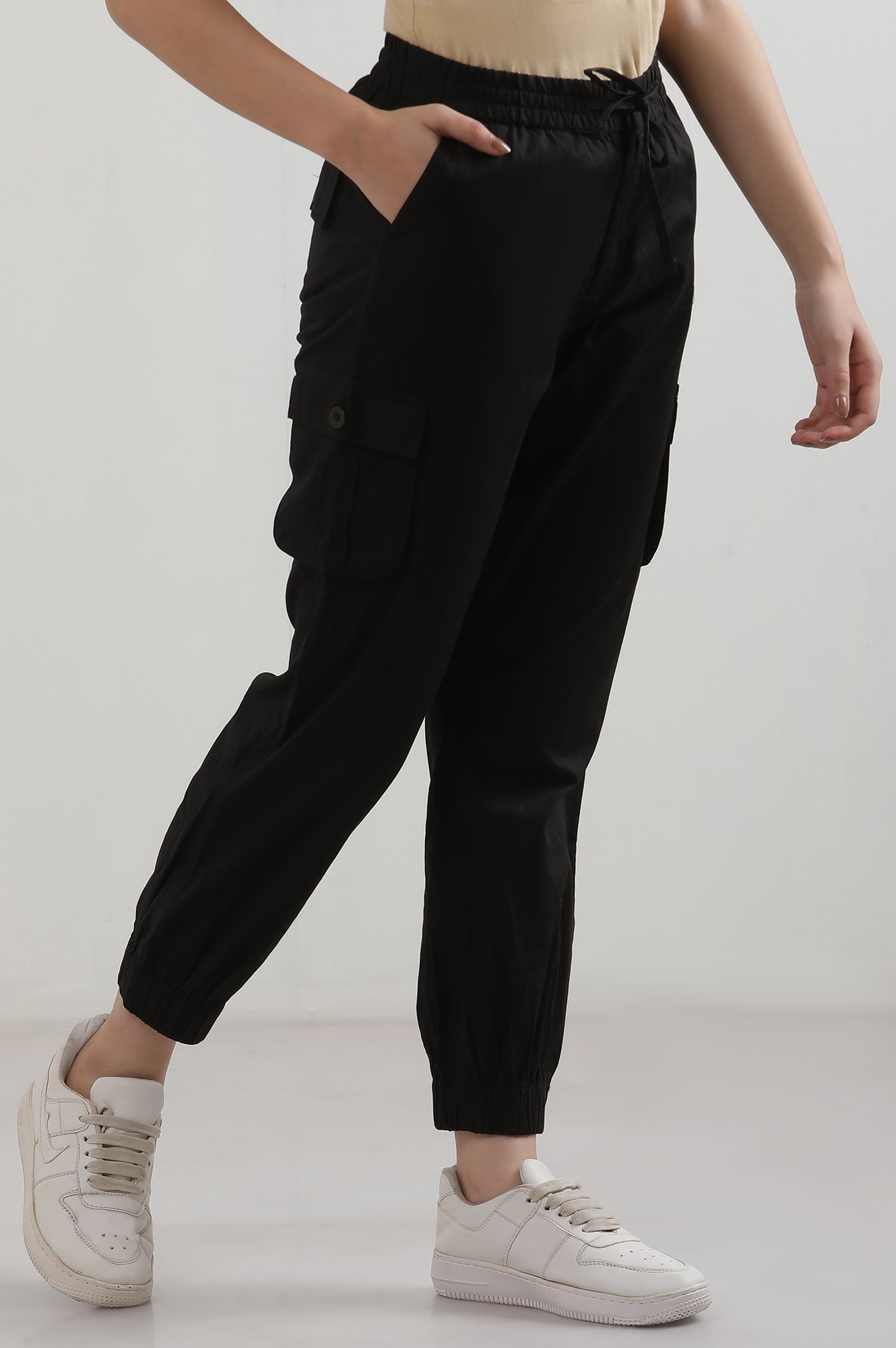 Black Solid Pure Cotton Straight Trousers & Pants