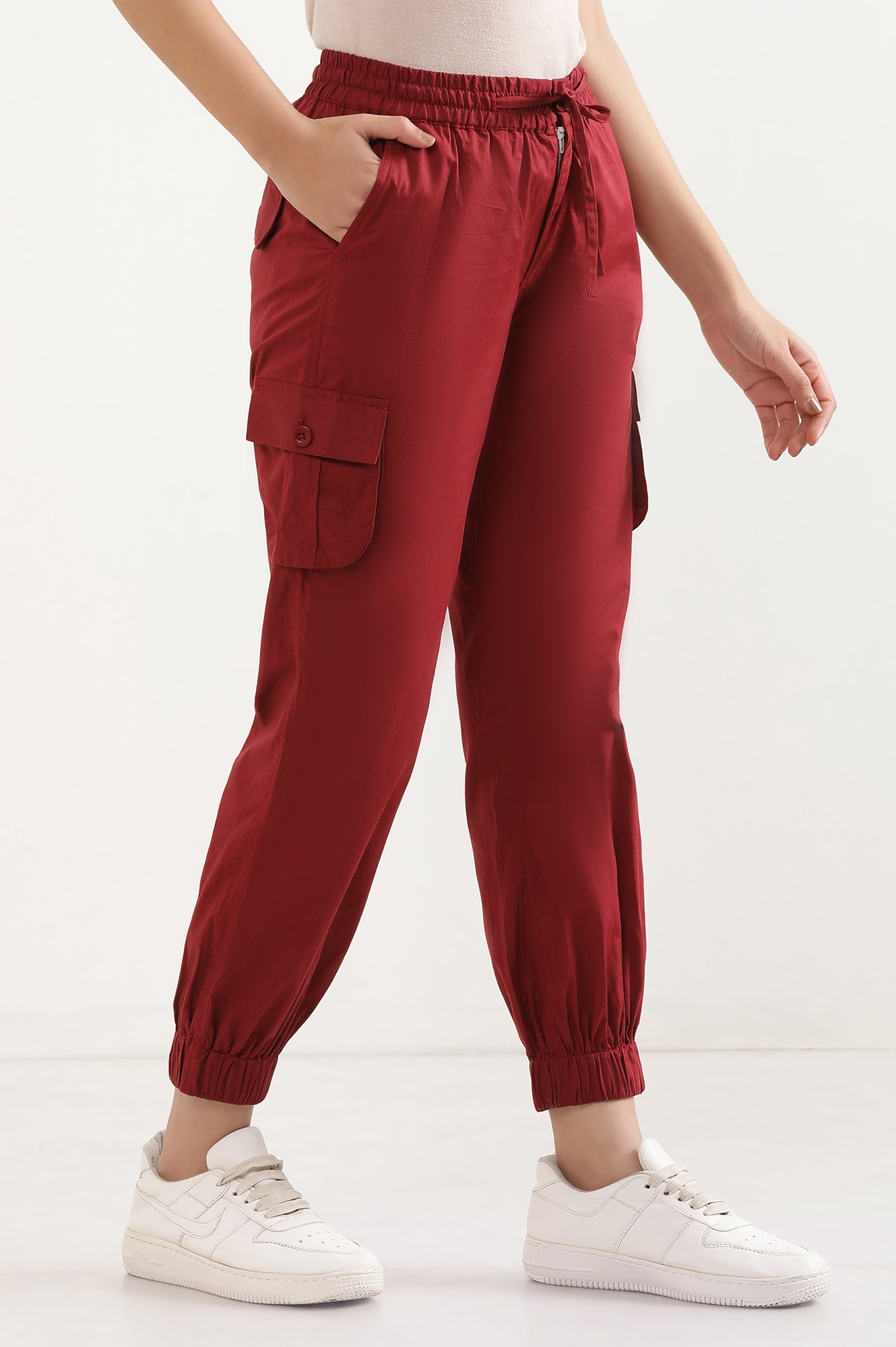 Red Solid Tapered Cotton Pants With Drawstring