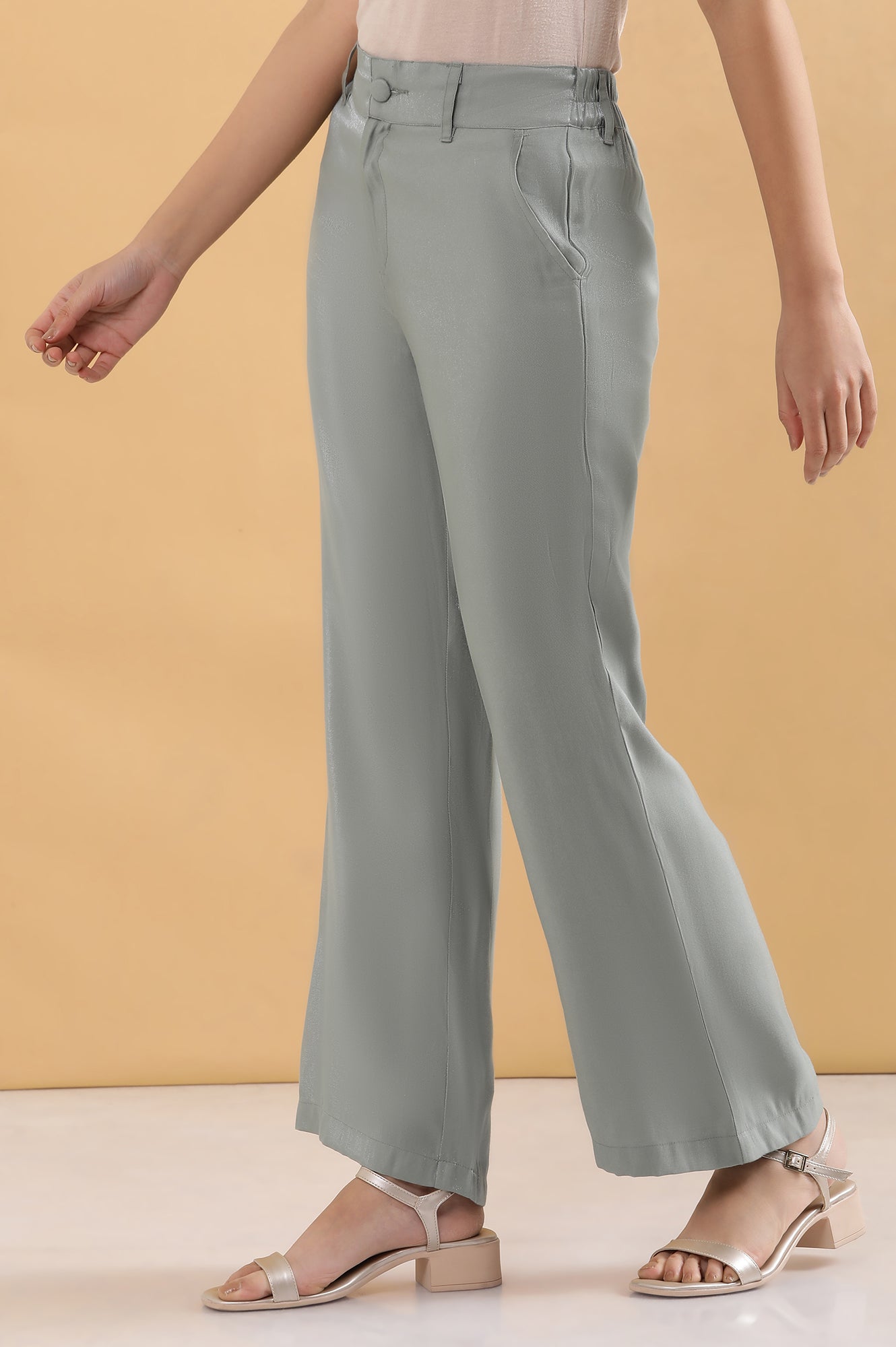 Grey Solid Straight Fit Woven Pants With Elasticated Back