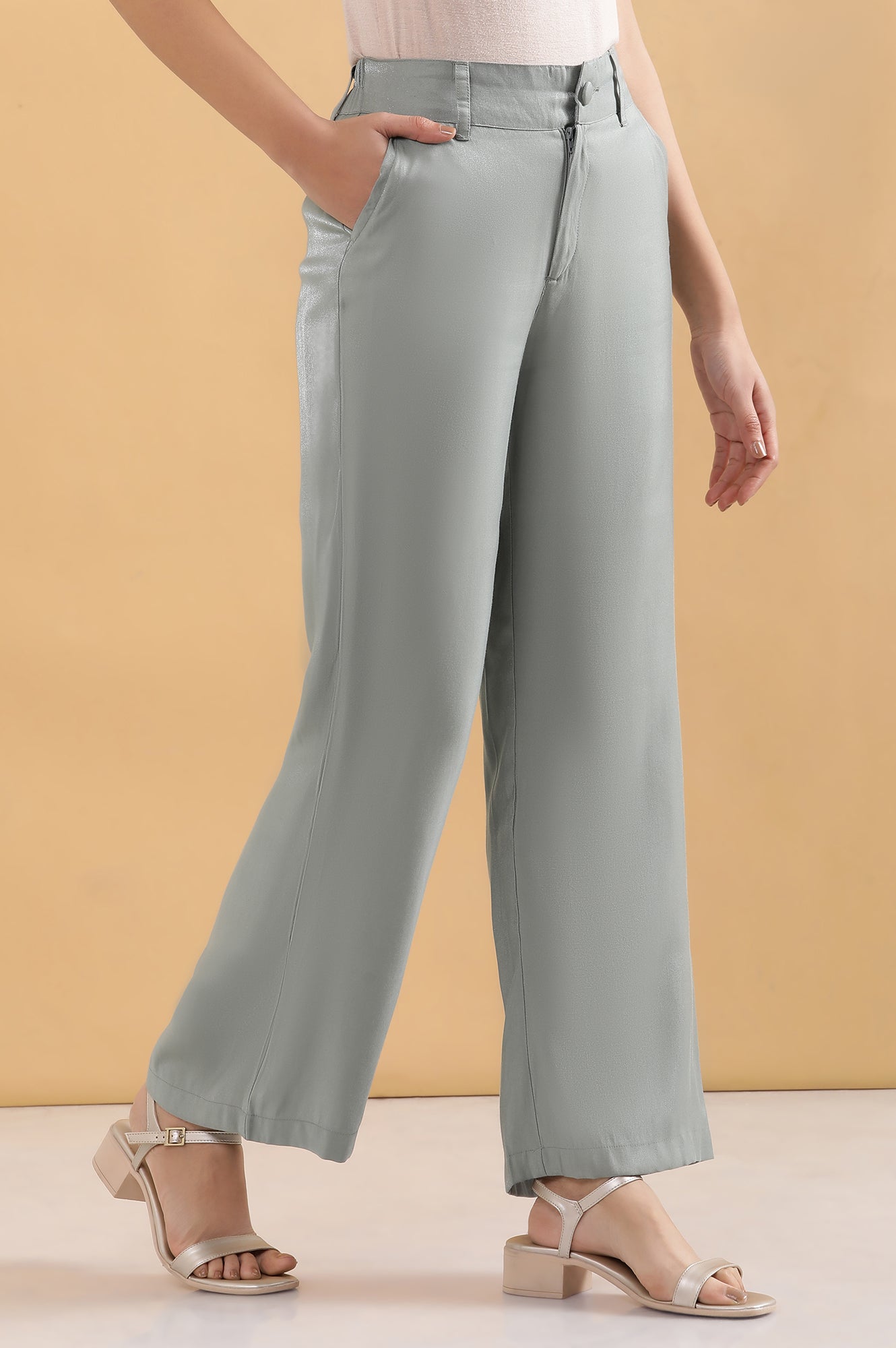 Grey Solid Straight Fit Woven Pants With Elasticated Back