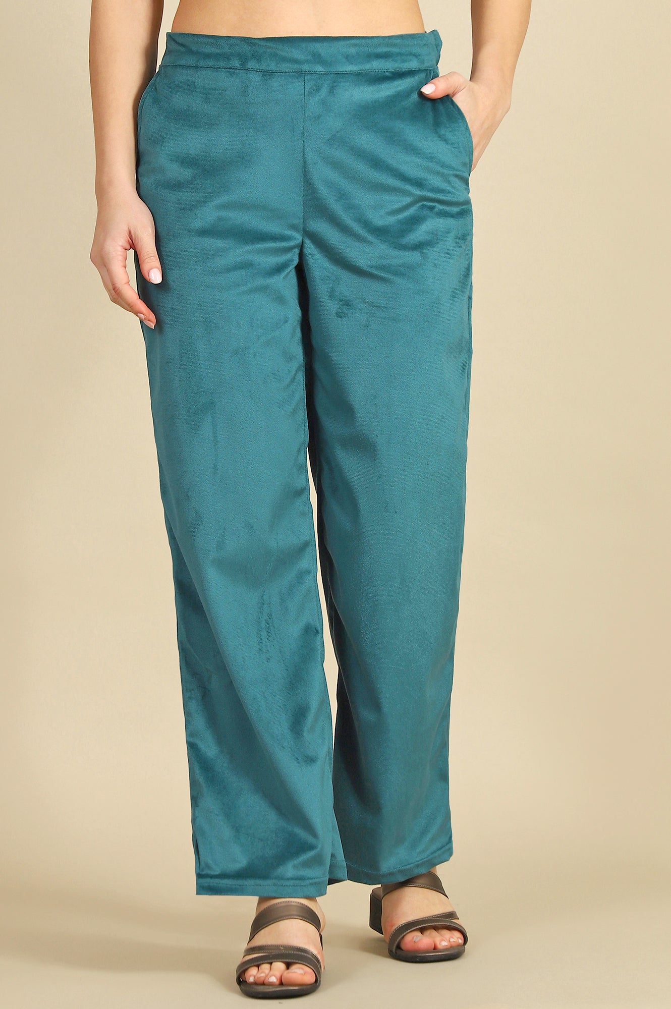 Green Solid Straight Trousers & Pants