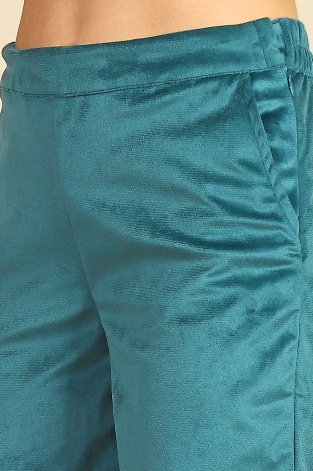 Green Solid Straight Trousers & Pants